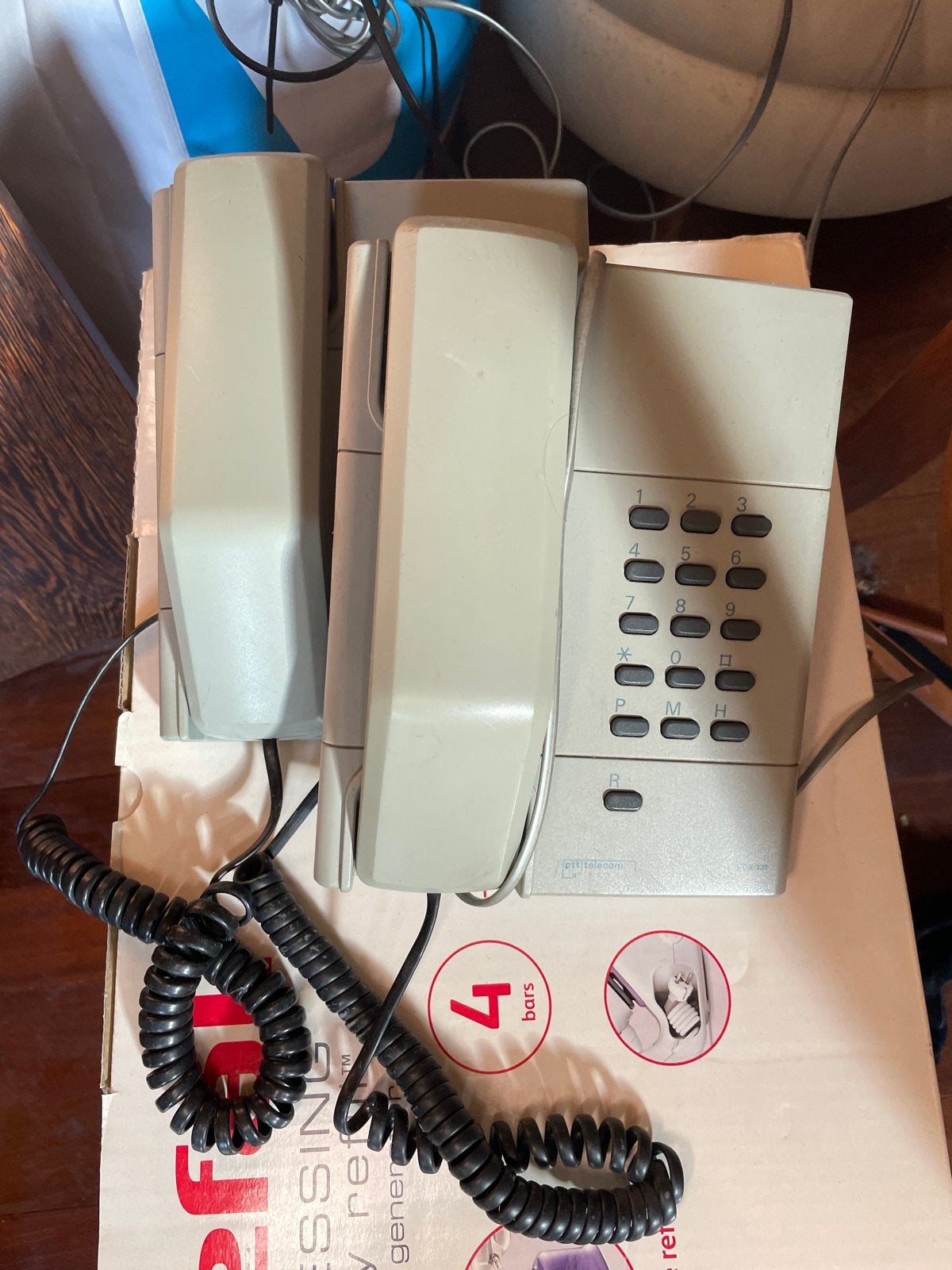 PTT Telecom VOX 120 Telefoonset (2 Handsets), Ophalen, Gebruikt, 2 handsets