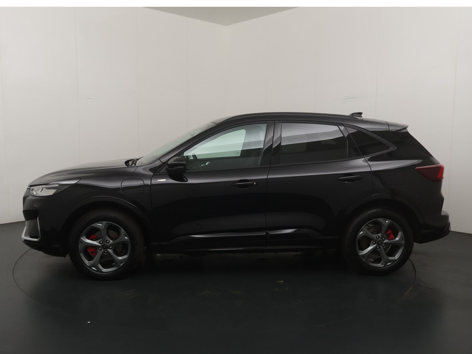 Ford Kuga 2.5 PHEV ST-Line X | Elekt. trekhaak (bj 2026), 14 kWh, 4 cilinders, Leder en Stof, Zwart