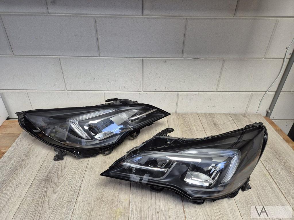 Opel Astra K facelift koplamp links 2019 - 2022 €250 LED, Gebruikt, -, -, Opel