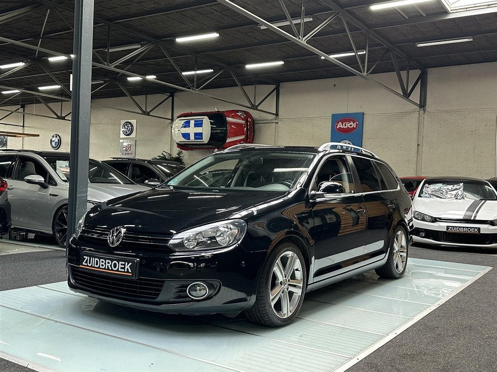 Volkswagen Golf TSI Cruise Control CARPLAY Airco Cruise Cont, Gebruikt, 4 cilinders, 1290 kg, Zwart