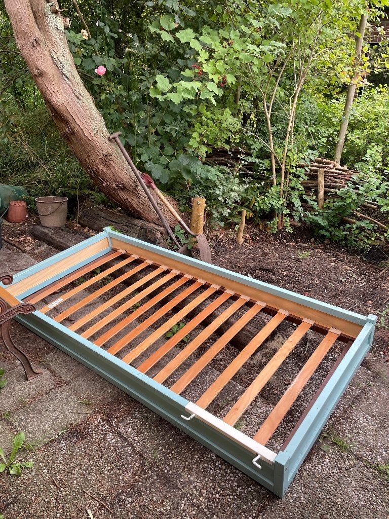 Eenpersoons Lundia bed, Ophalen, Gebruikt, 90 cm, 200 cm