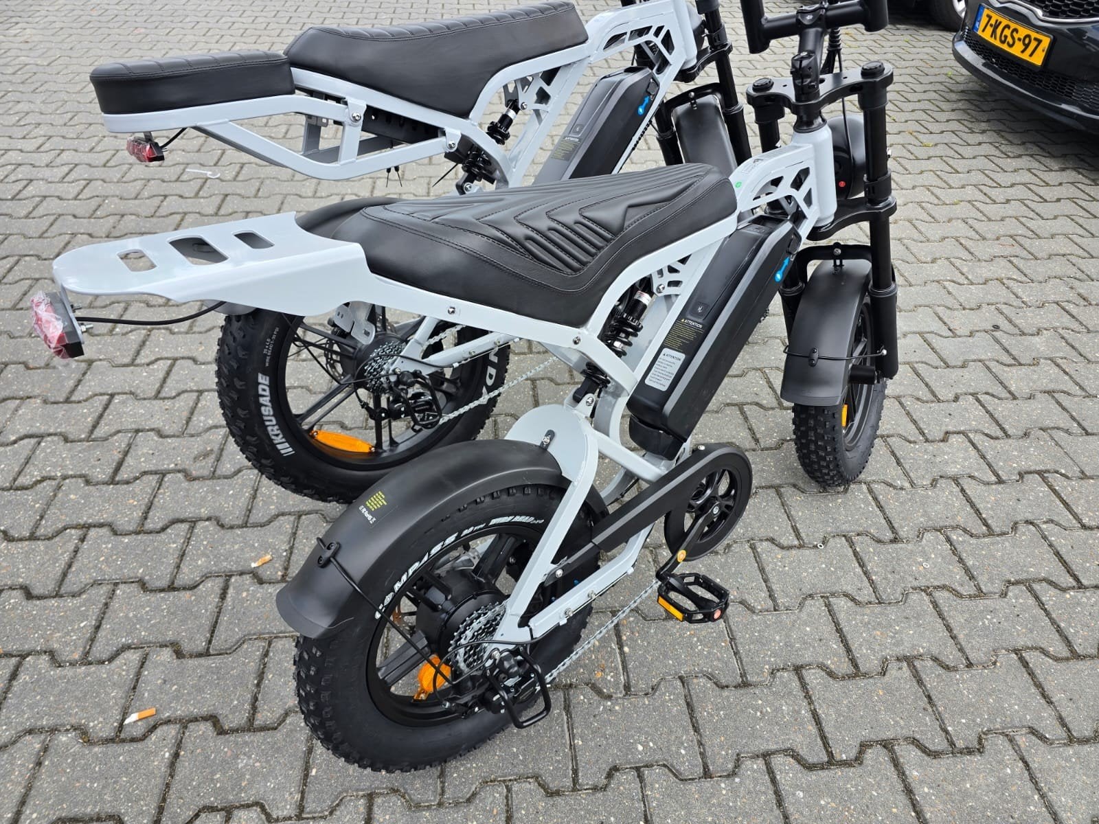 Fatbike V20 Pro - Mini RIJKLAAR GRATIS Bleutooth Speakers