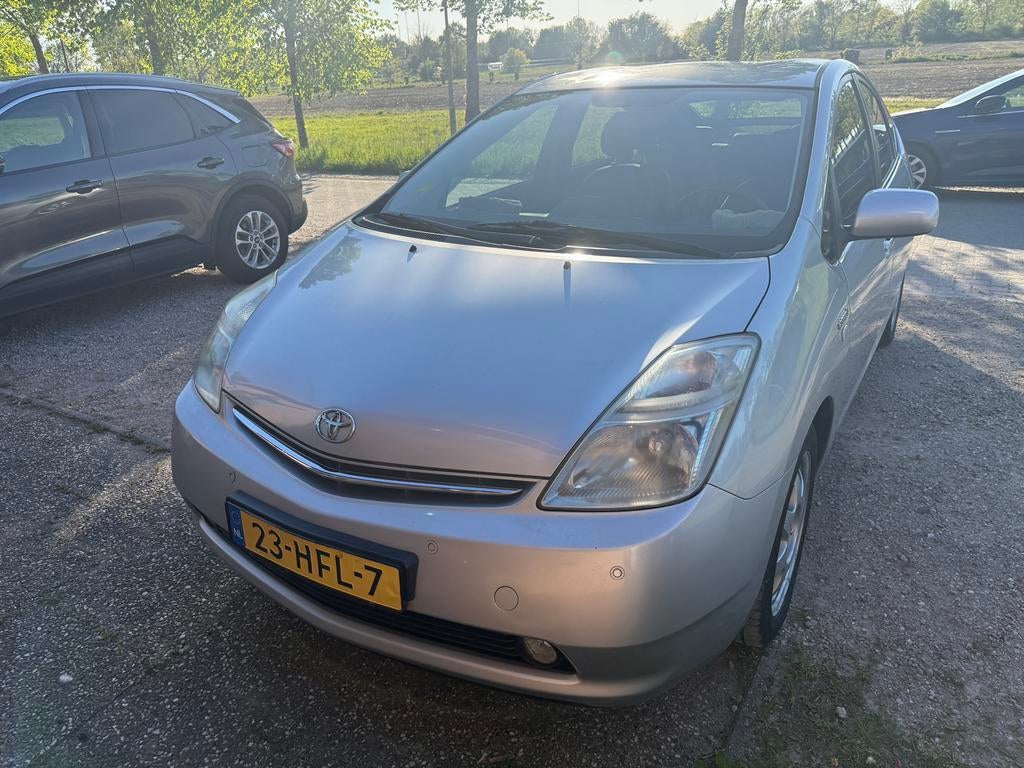 Toyota Prius 1.5 HSD 2008 Grijs (Carplay en achterrijcamera), Ophalen
