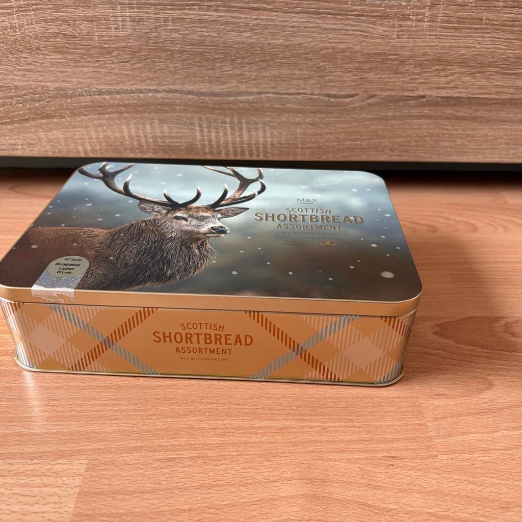 M&S Scottish Shortbread blik – decoratieve opbergdoos met he, Verzamelen, Blikken, Ophalen of Verzenden, Gebruikt, Koek(jes), Overige merken