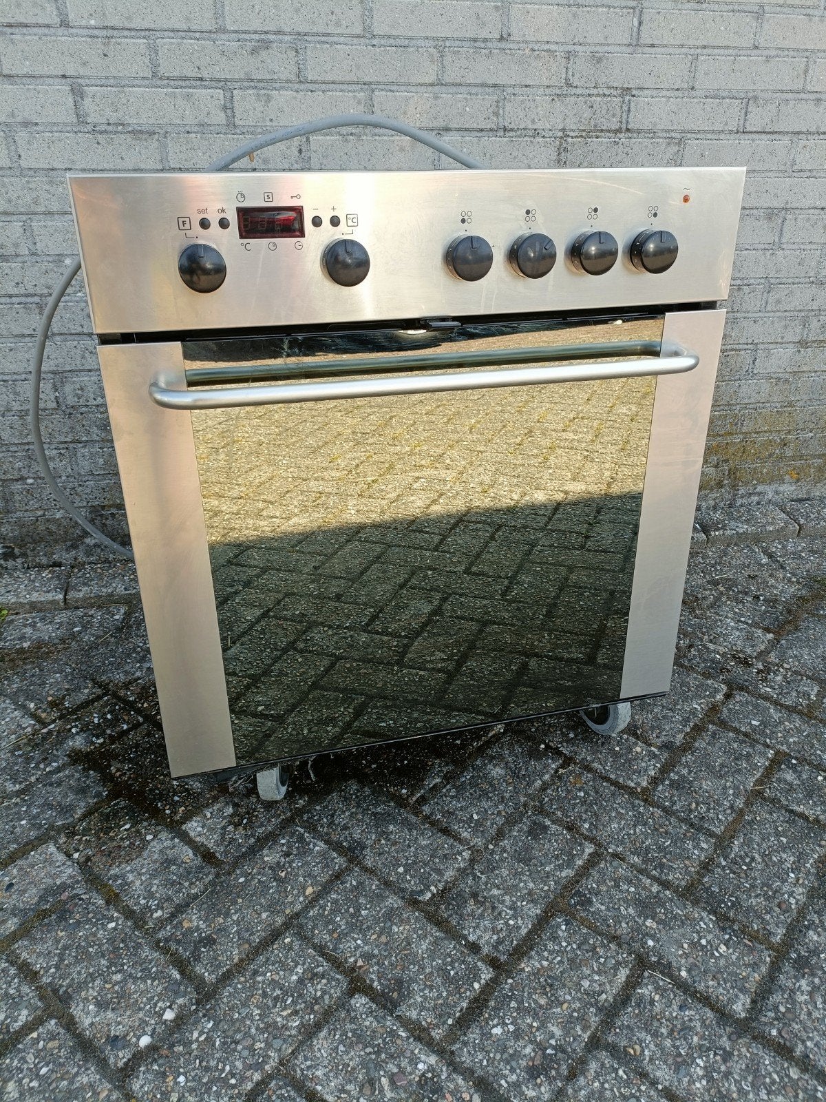 Ikea whirlpool inbouw oven, Witgoed en Apparatuur, Ophalen, Minder dan 85 cm, Warmhoudplaat, 4 kookzones