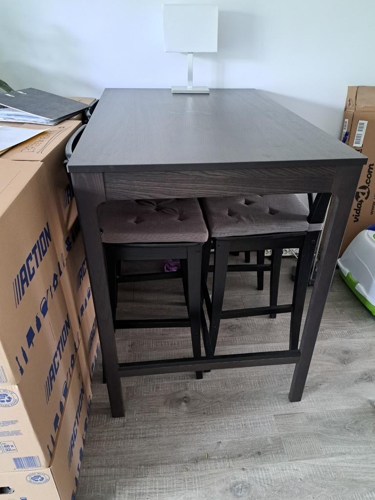 Bartafel met 4 barstoelen - Goede staat, Huis en Inrichting, Ophalen, Zo goed als nieuw