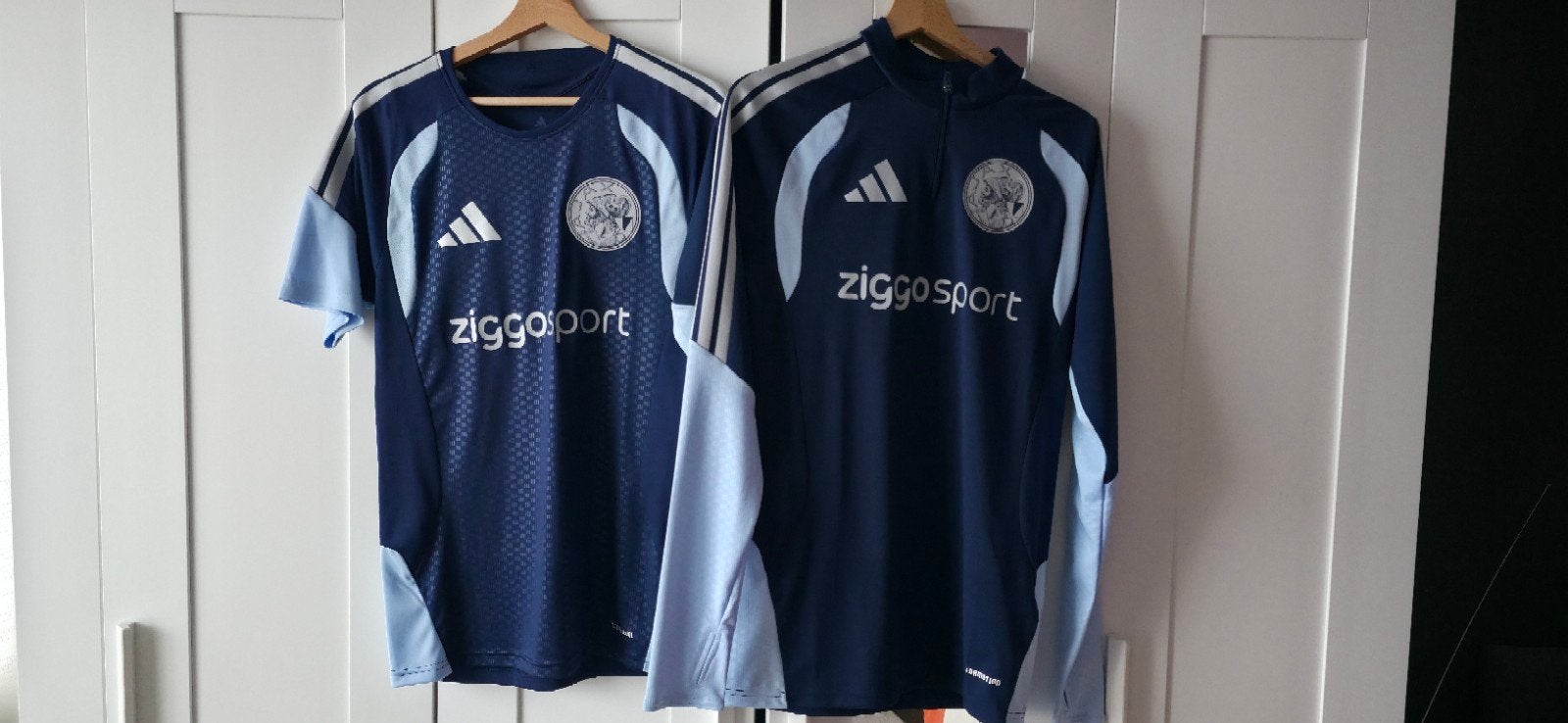 Officiële Ajax trainingskleding - Maat S, Blauw, Ophalen of Verzenden, Zo goed als nieuw, Adidas