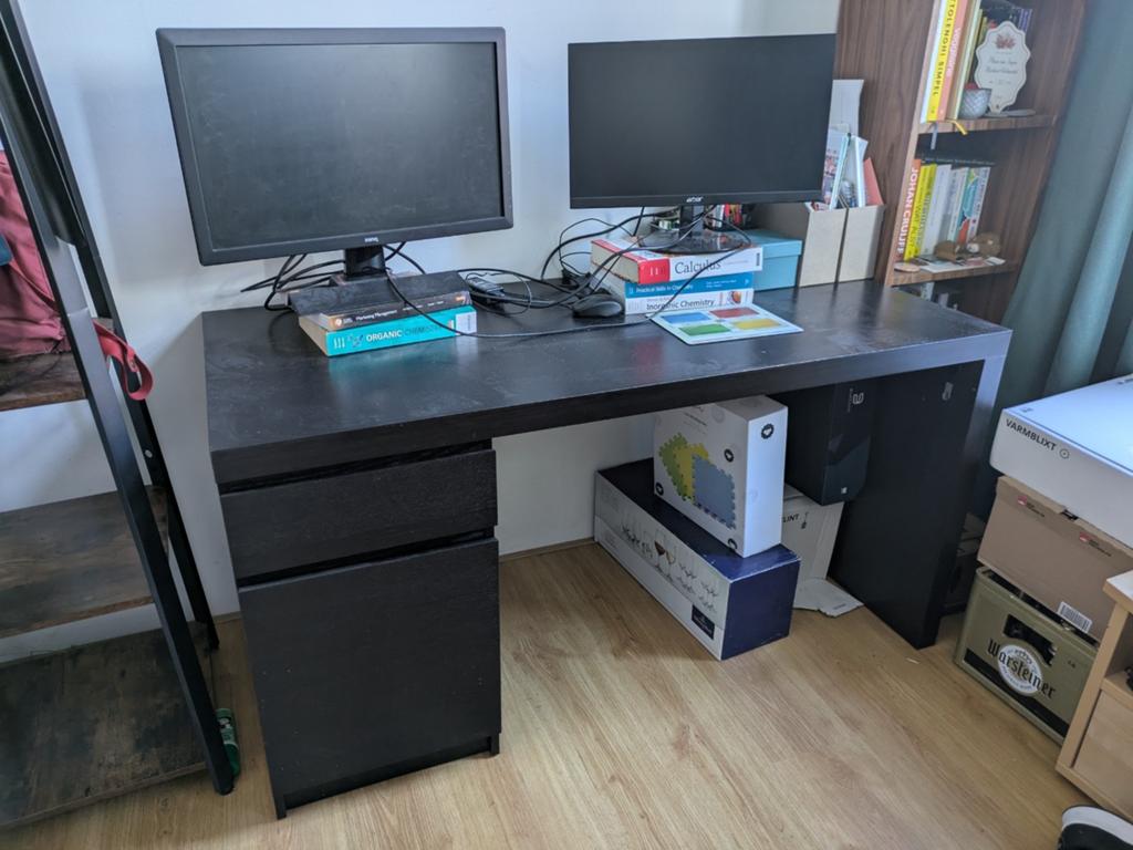 Gratis bureau IKEA, Huis en Inrichting, Bureaus, Ophalen, Zwart, Gebruikt, IKEA