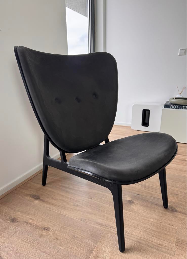 NORR11 Elephant Lounge Chair - Zwart Leer, Huis en Inrichting, Fauteuils, Gebruikt, Hout, 75 tot 100 cm, Ophalen