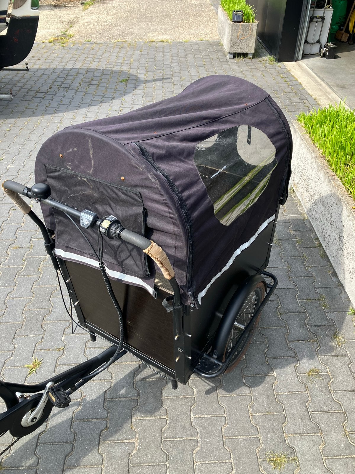 Goed werkende bakfiets inclusief oplader., Terugtraprem, Gebruikt, Elektrisch, 2 kinderen
