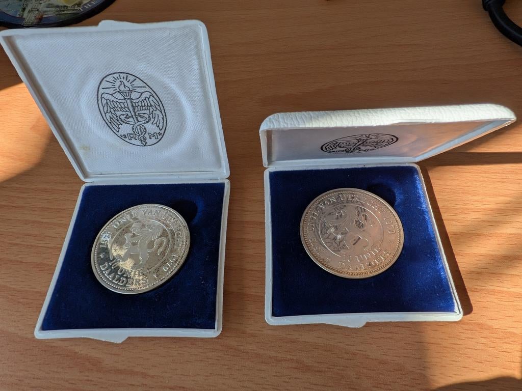 Zilveren 10 Daalders 1979 twee stuks, Postzegels en Munten, Munten | Nederland, Koningin Juliana, Zilver, Losse munt, Overige waardes