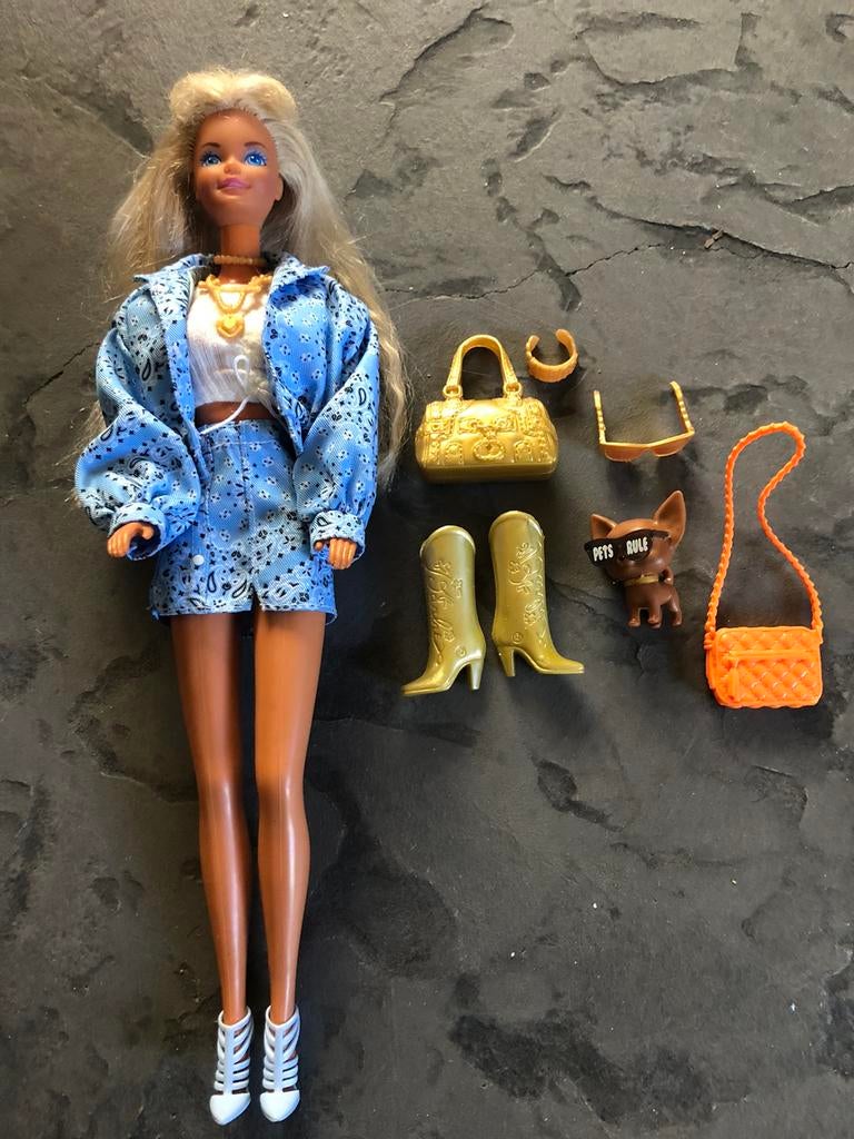 Vintage barbie mattel 1966 in pets rule outfit 2022, Ophalen, Zo goed als nieuw, Fashion Doll