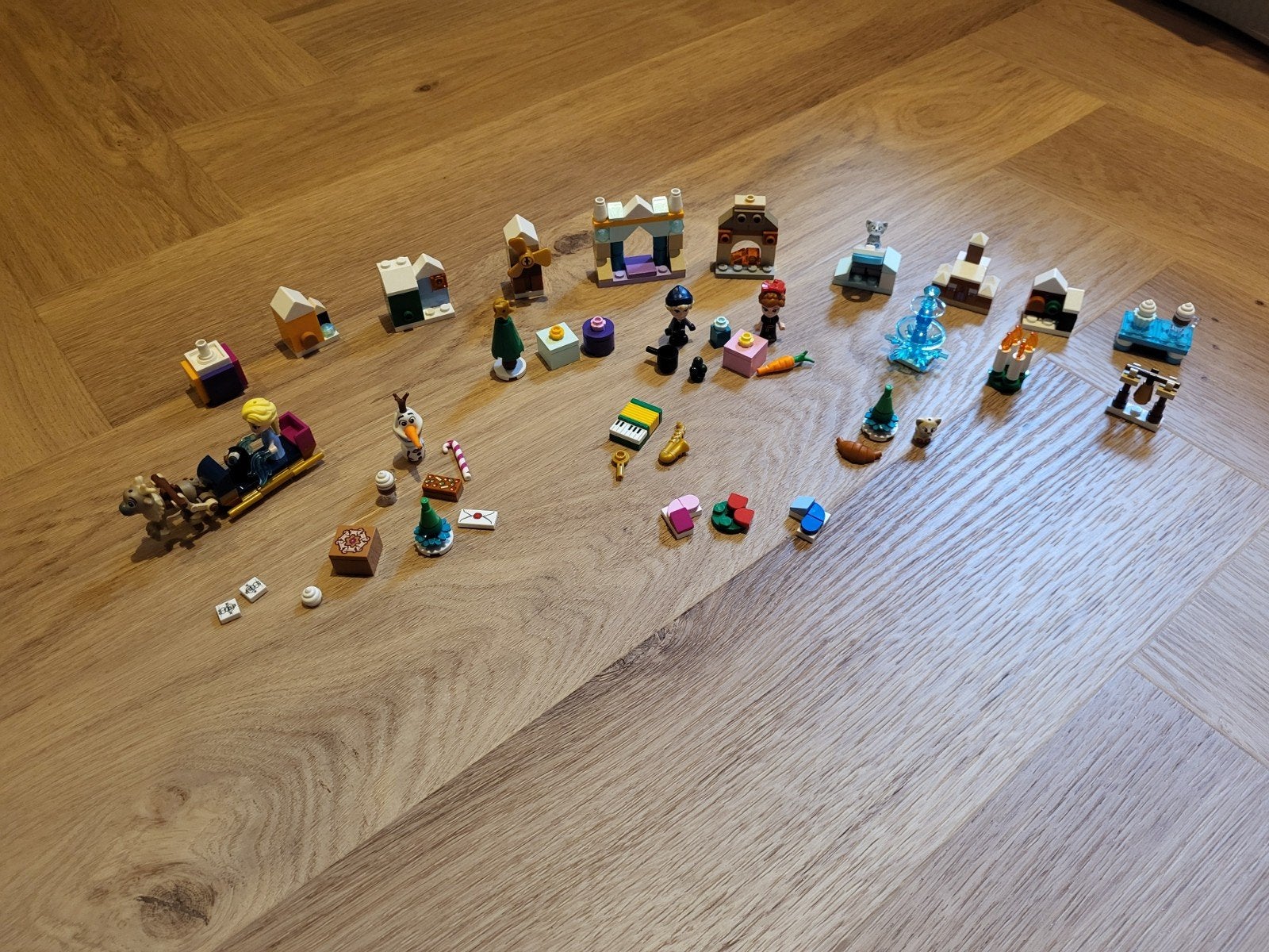 LEGO Frozen Adventkalender 43273 (2025 - zonder doos), Lego, Ophalen of Verzenden, Zo goed als nieuw, Minifiguur