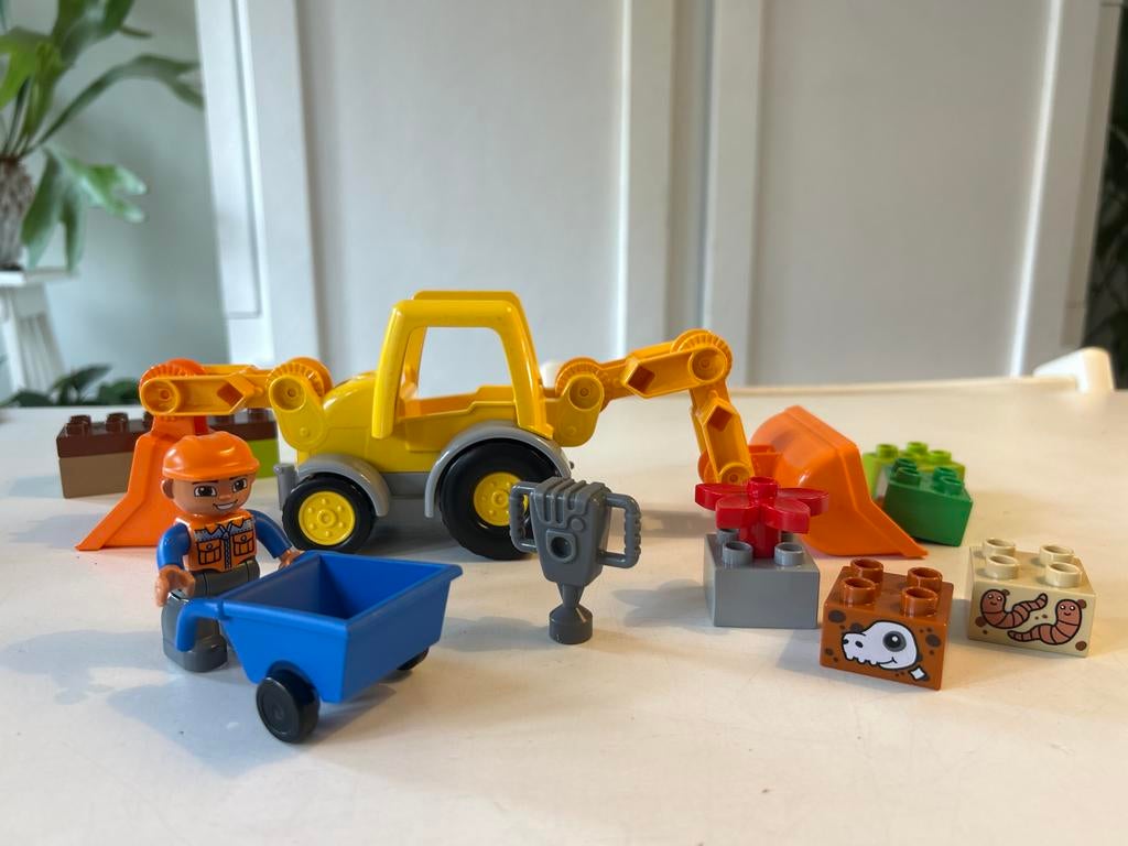 Duplo set 10930 graaflaadmachine compleet, Inclusief minifiguren, Gebruikt, Ophalen of Verzenden, Duplo