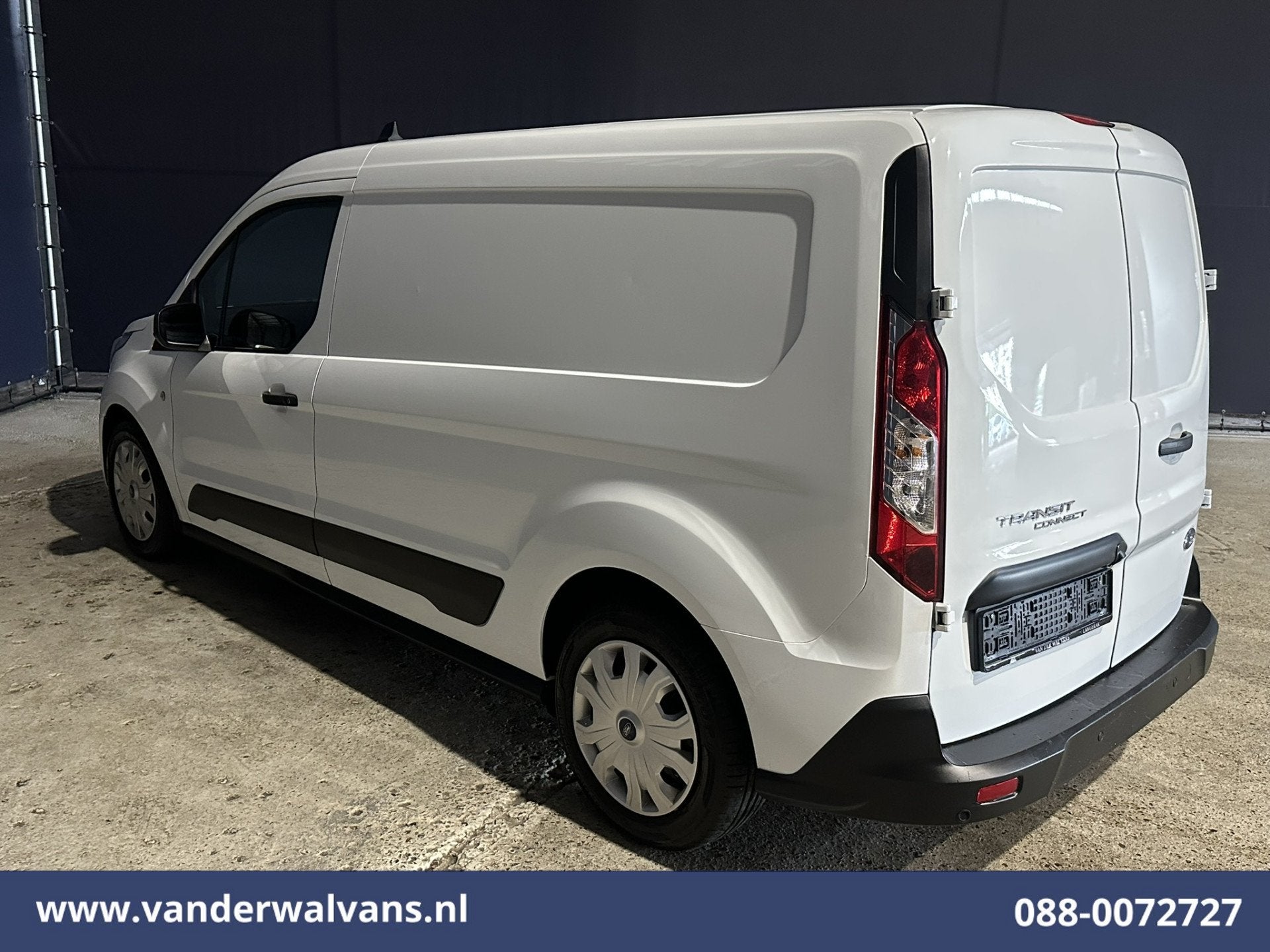 Ford Transit Connect 1.5 EcoBlue 120pk L2H1 Euro6 Airco | Na, Voorwielaandrijving, Stof, Gebruikt, 4 cilinders