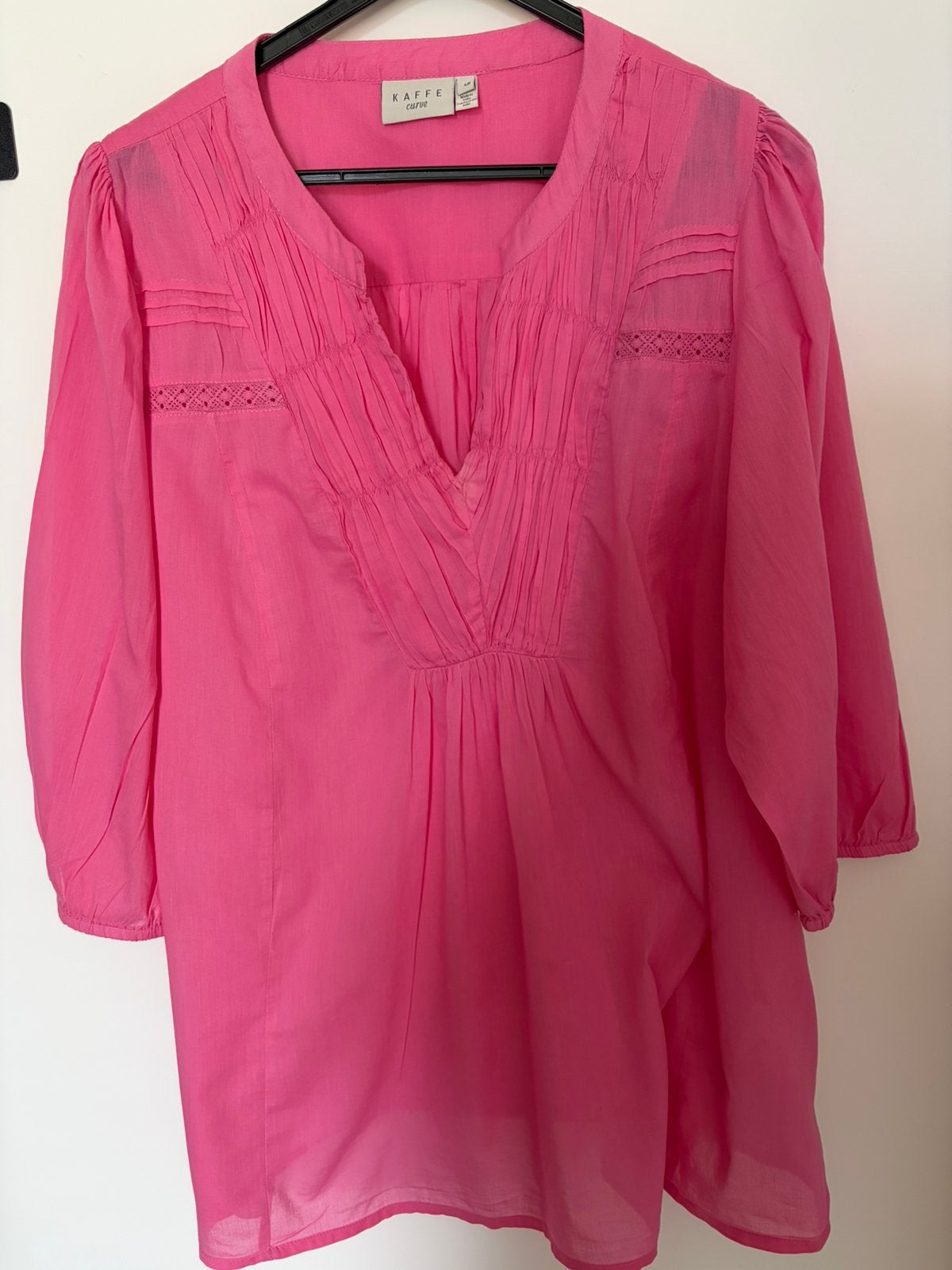 Fuchsia blouse maat 48 Kaffe curve izgst, Ophalen of Verzenden, Zo goed als nieuw, Roze, Blouse of Tuniek