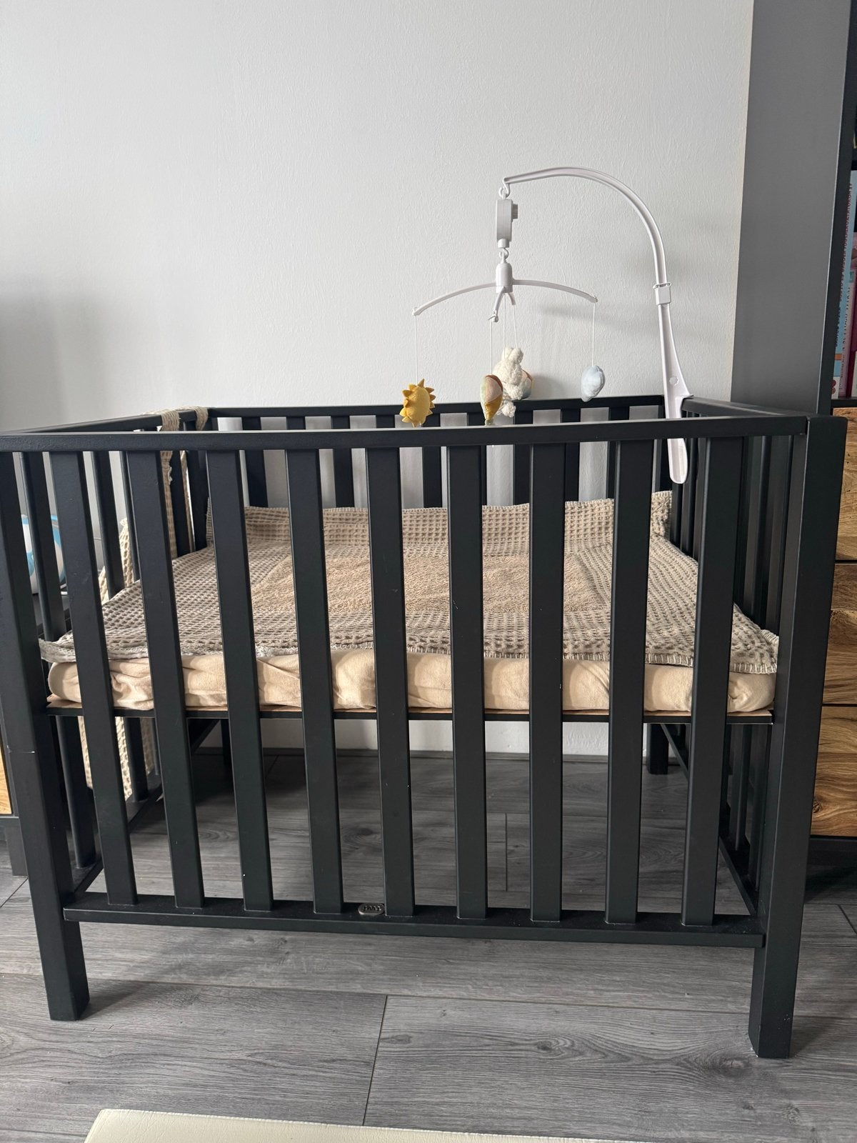Box met boxkleed, Kinderen en Baby's, Boxen, Ophalen, Gebruikt, Vierkant, Boxkleed