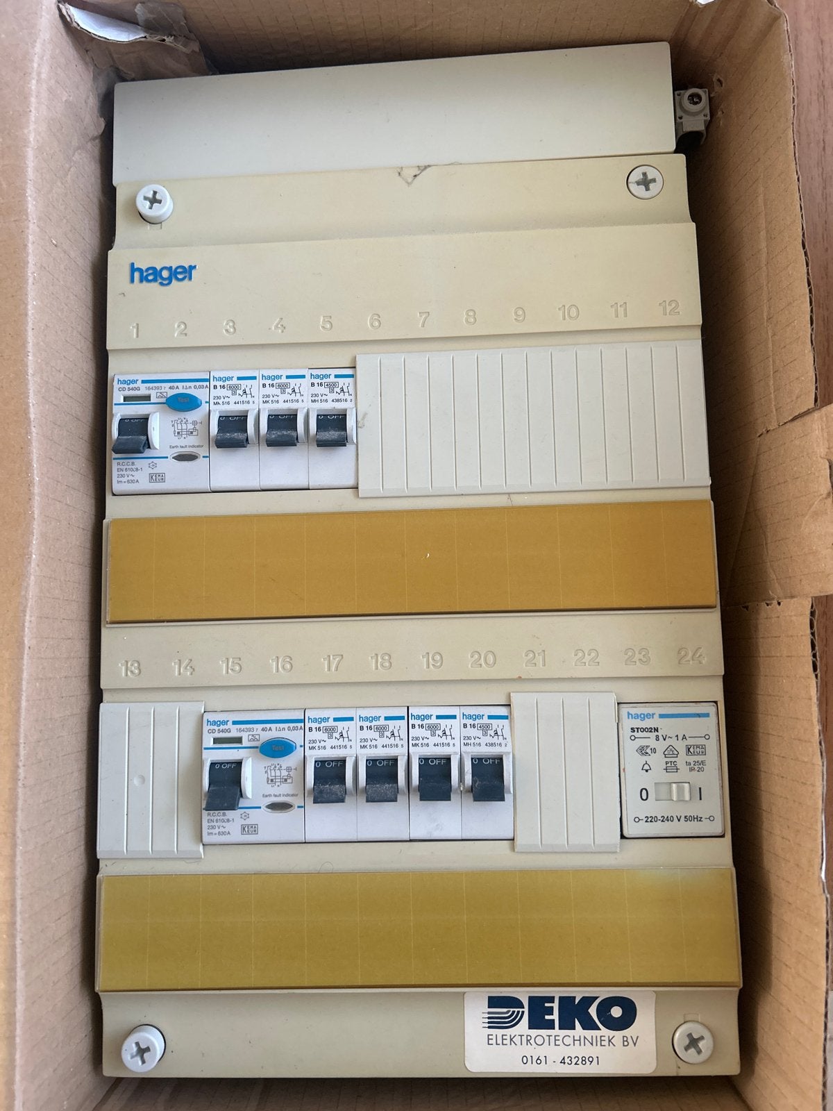 Hager Groepenkast met Aardlekautomaat en Installatieautomate, Ophalen of Verzenden, Gebruikt, Hager, Groepenkast