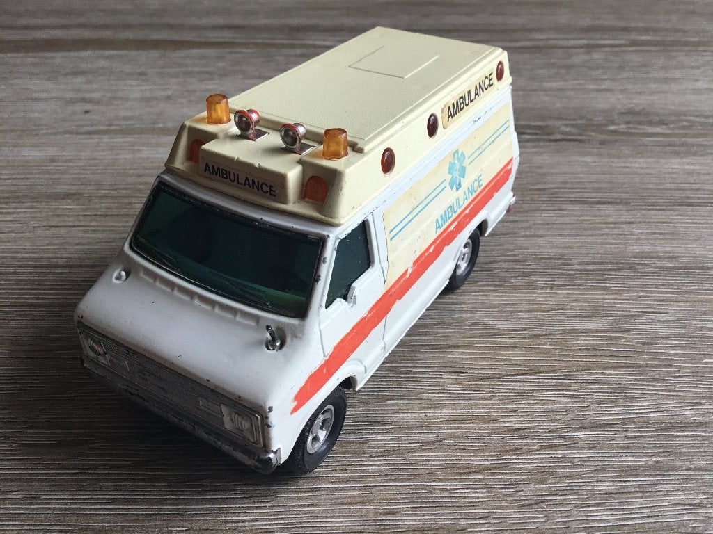 Matchbox Super Kings K-27 Ambulance Dodge Van 1970s, Ophalen of Verzenden, Gebruikt, Bus of Vrachtwagen, Matchbox