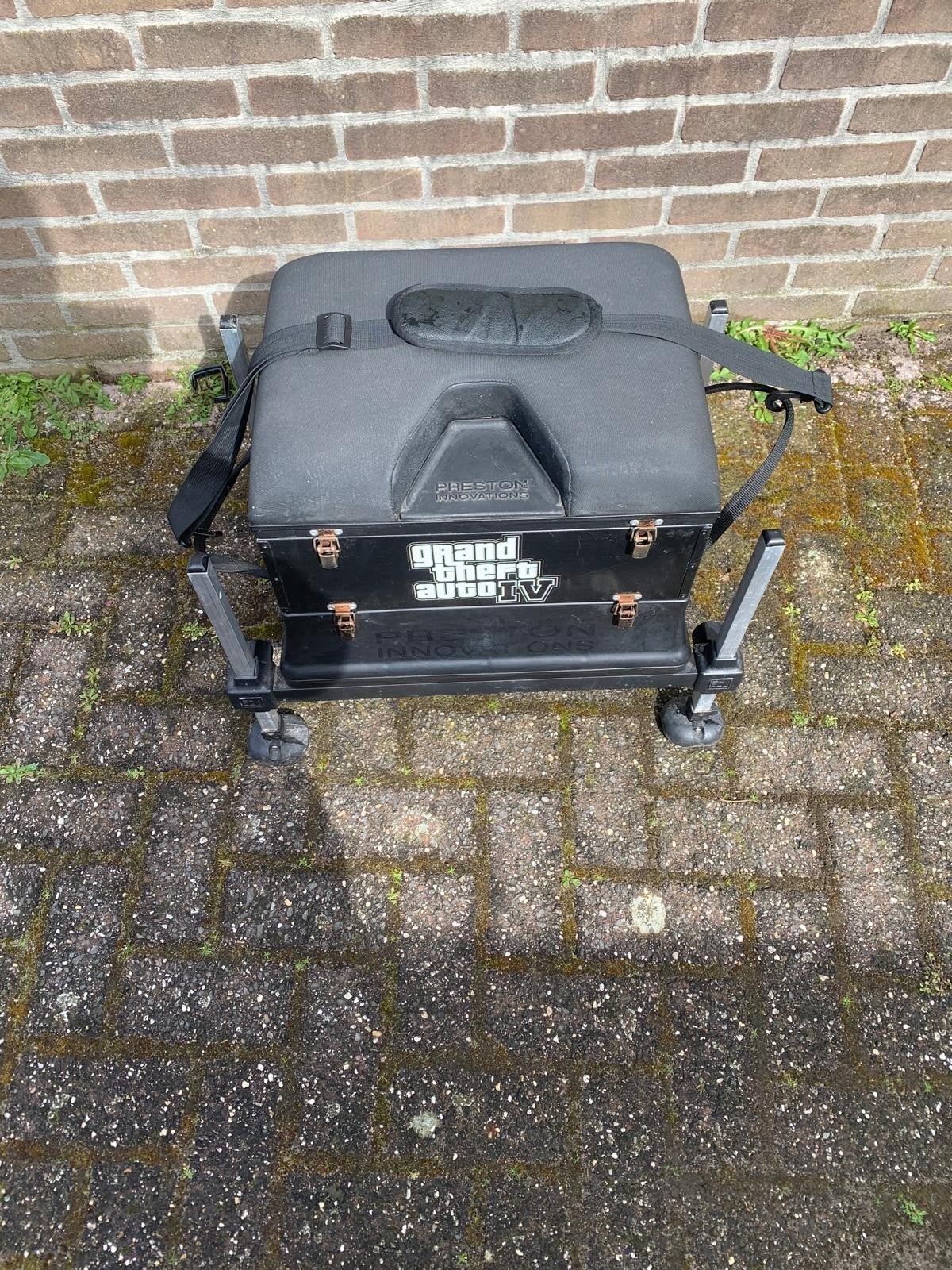Preston Innovations zitkist / viskoffer, Ophalen, Gebruikt
