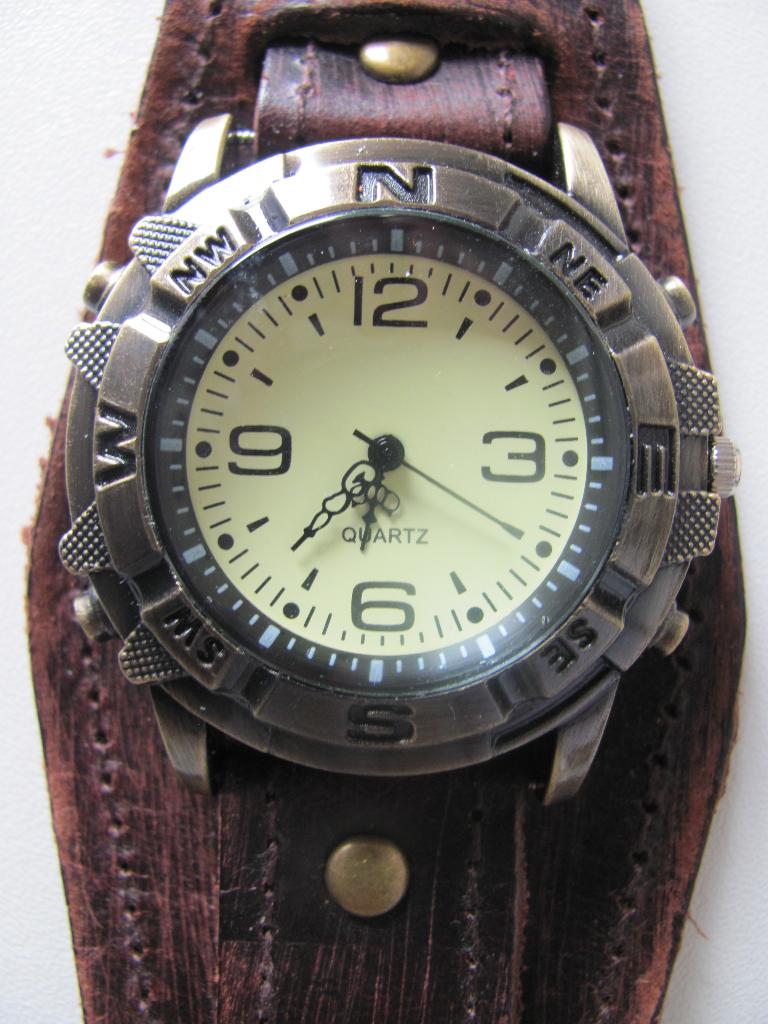 Twee horloges, Sieraden, Tassen en Uiterlijk, Horloges | Heren, Overige merken, Staal, Polshorloge, Ophalen of Verzenden