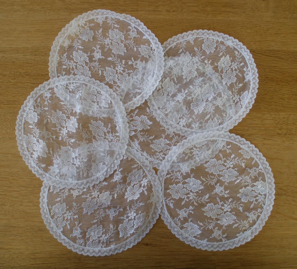6 Oude kanten kleedjes, Ophalen of Verzenden