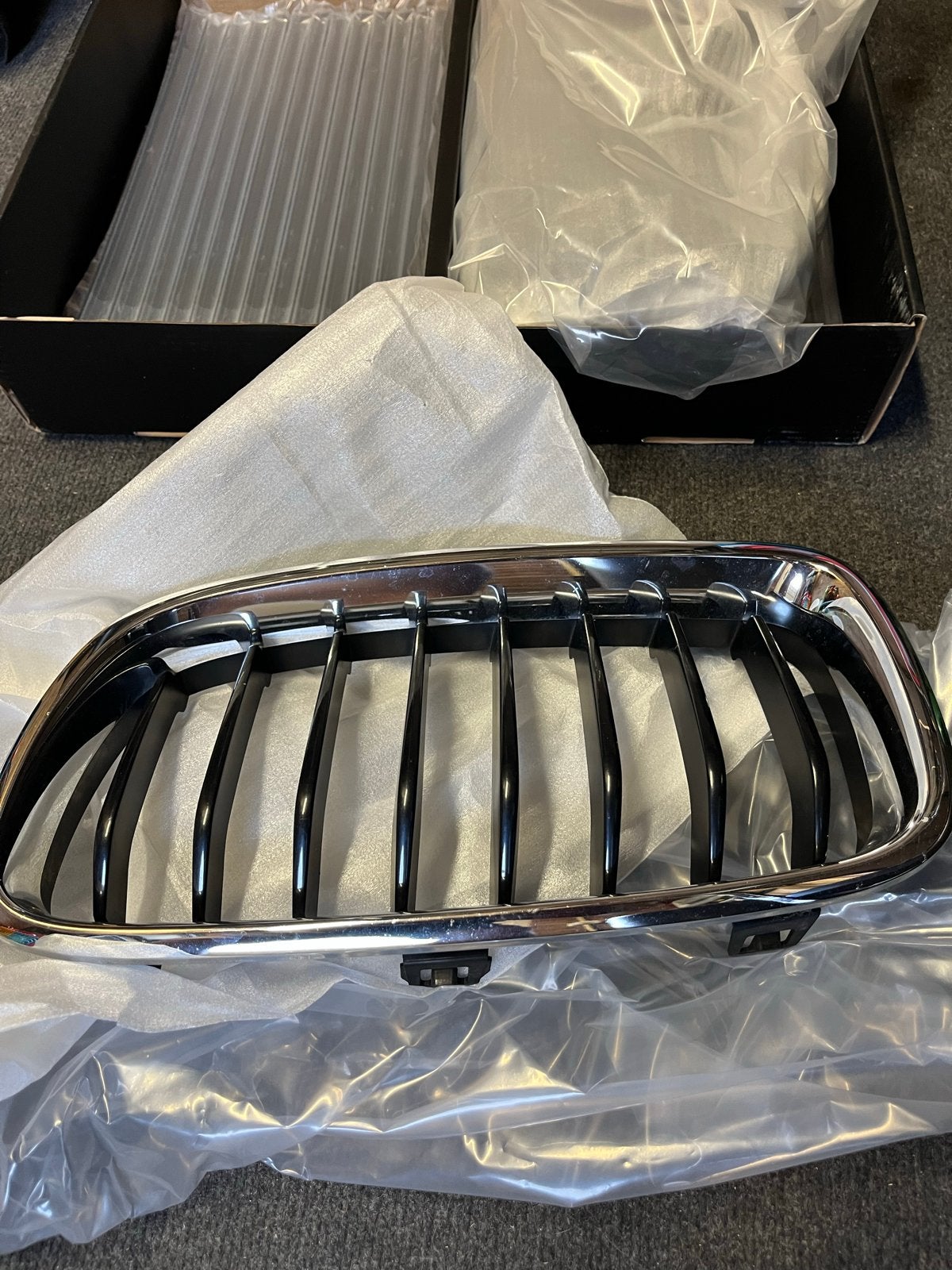 Nieren tbv BMW 3 Serie F20 - Glanzend Zwart, Ophalen, Voor, Nieuw, Bumper