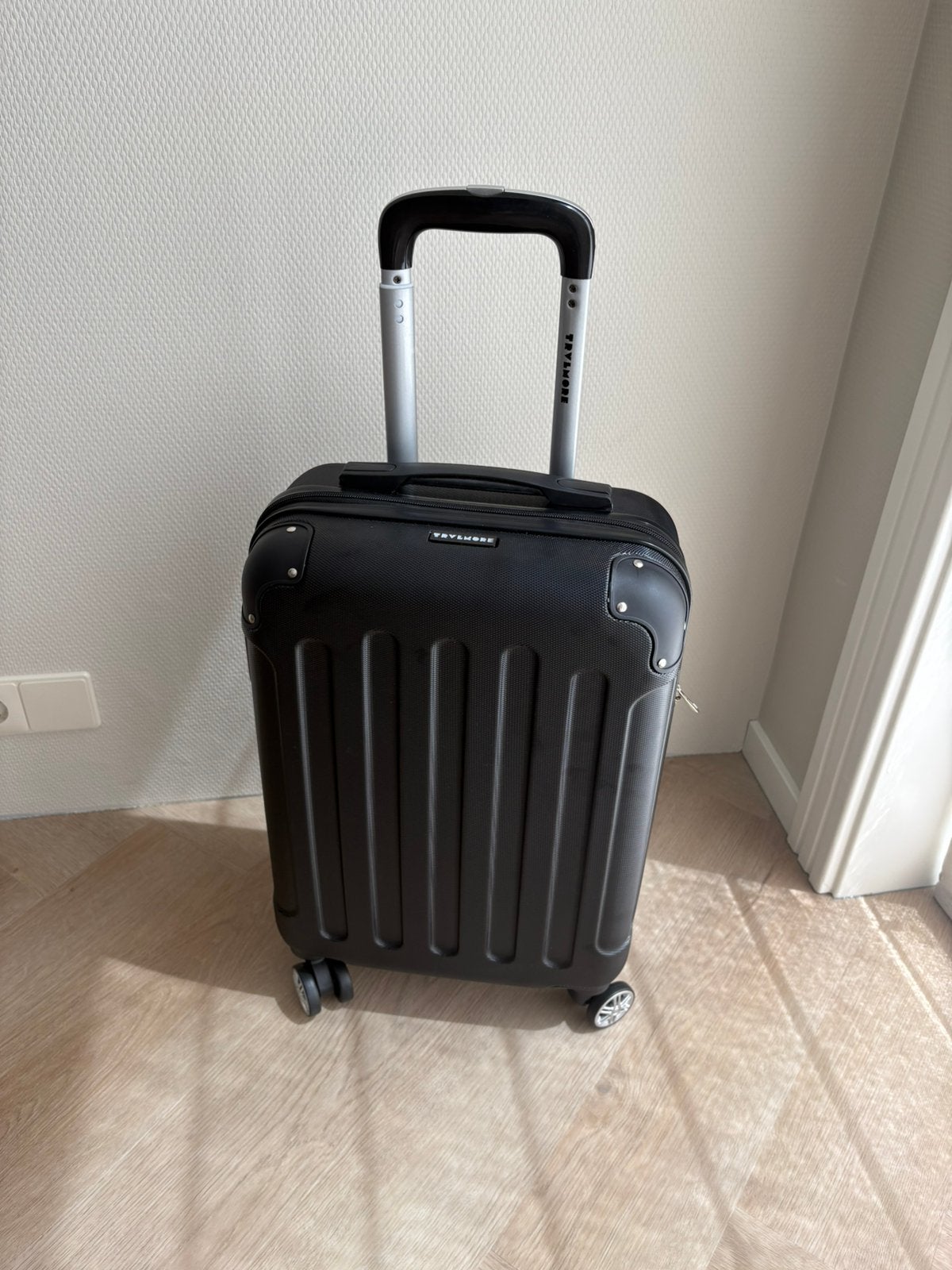 TRVLMORE Handbagage Koffer - 38L, !, Gebruikt, 50 tot 60 cm, Hard kunststof