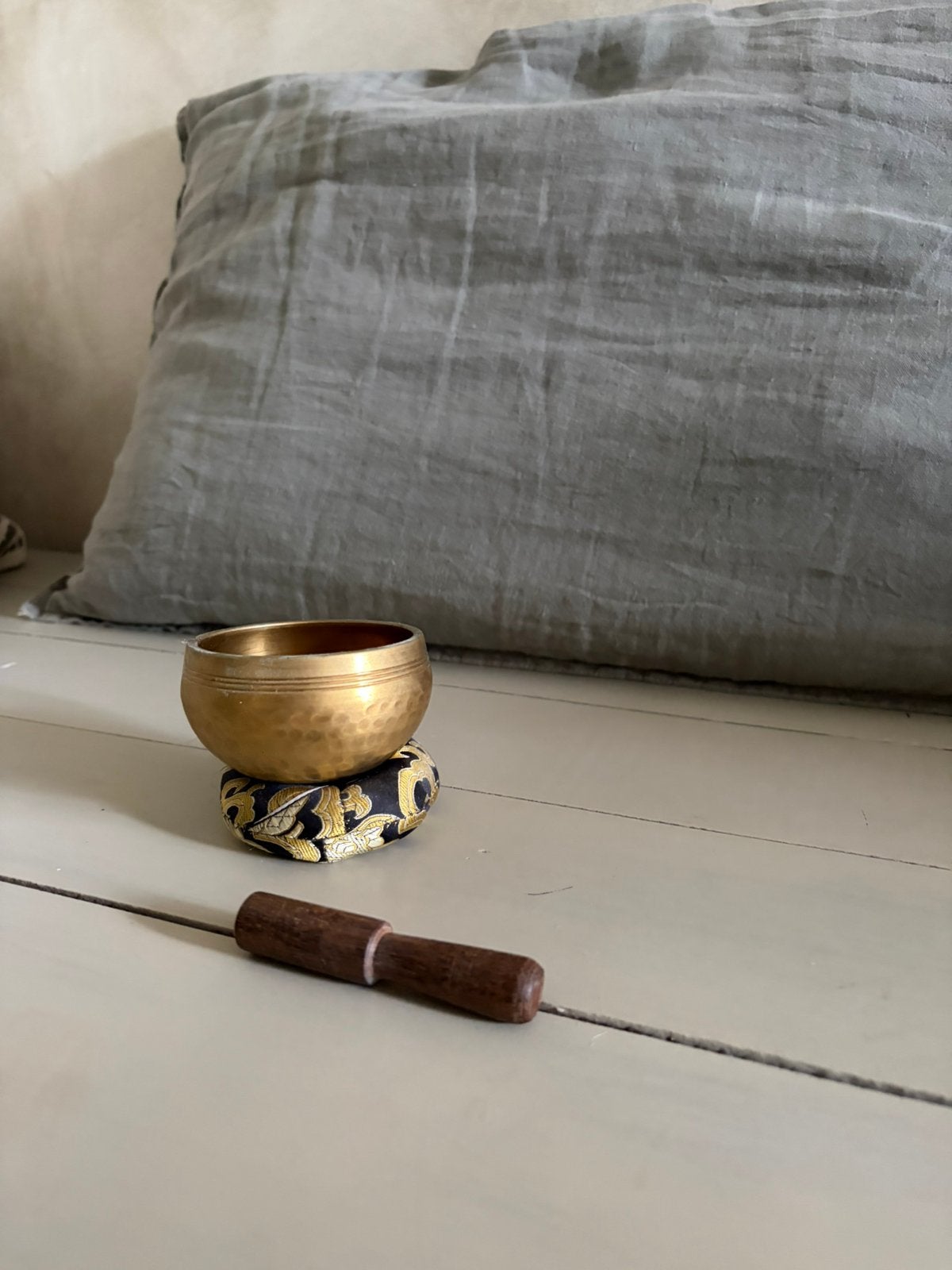Kleine klankschaal sound bowl nepal 9cm, Ophalen of Verzenden, Zo goed als nieuw, Overig