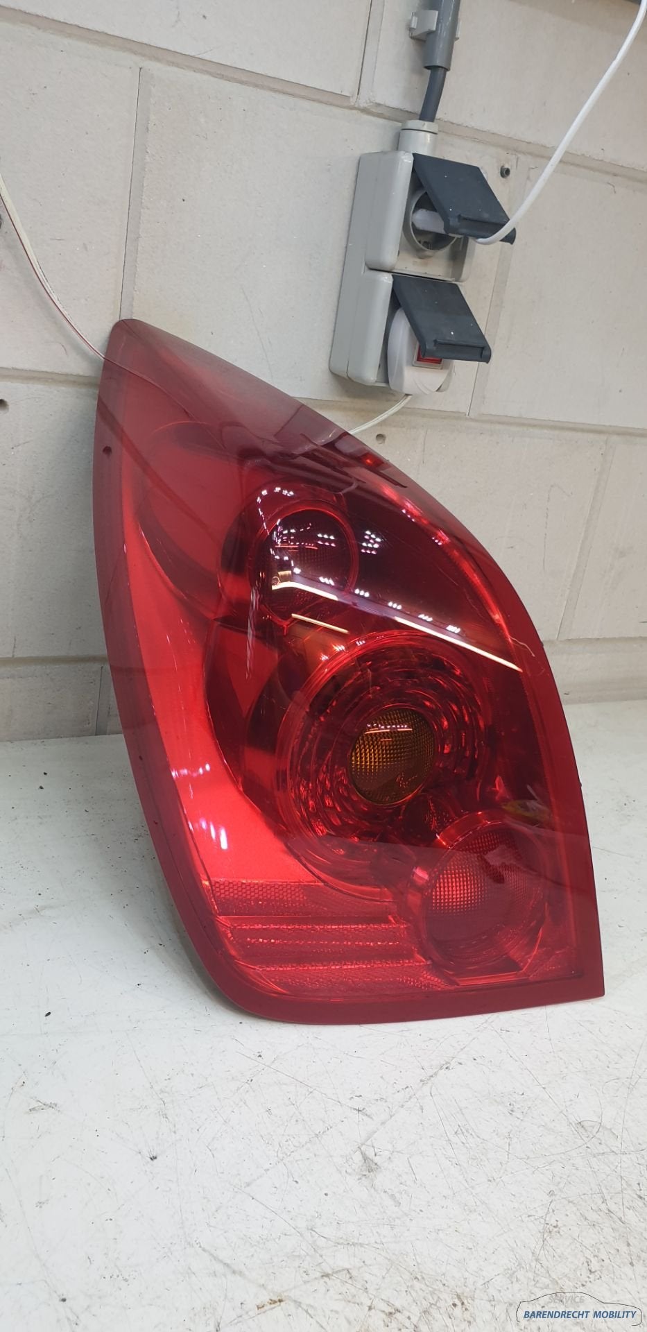 Achterlicht links Primera Nissan hatchback 26555AU210 bestuu, Auto-onderdelen, Takashima 1-chome 1-1
220-8686  Yokohama, Ophalen of Verzenden