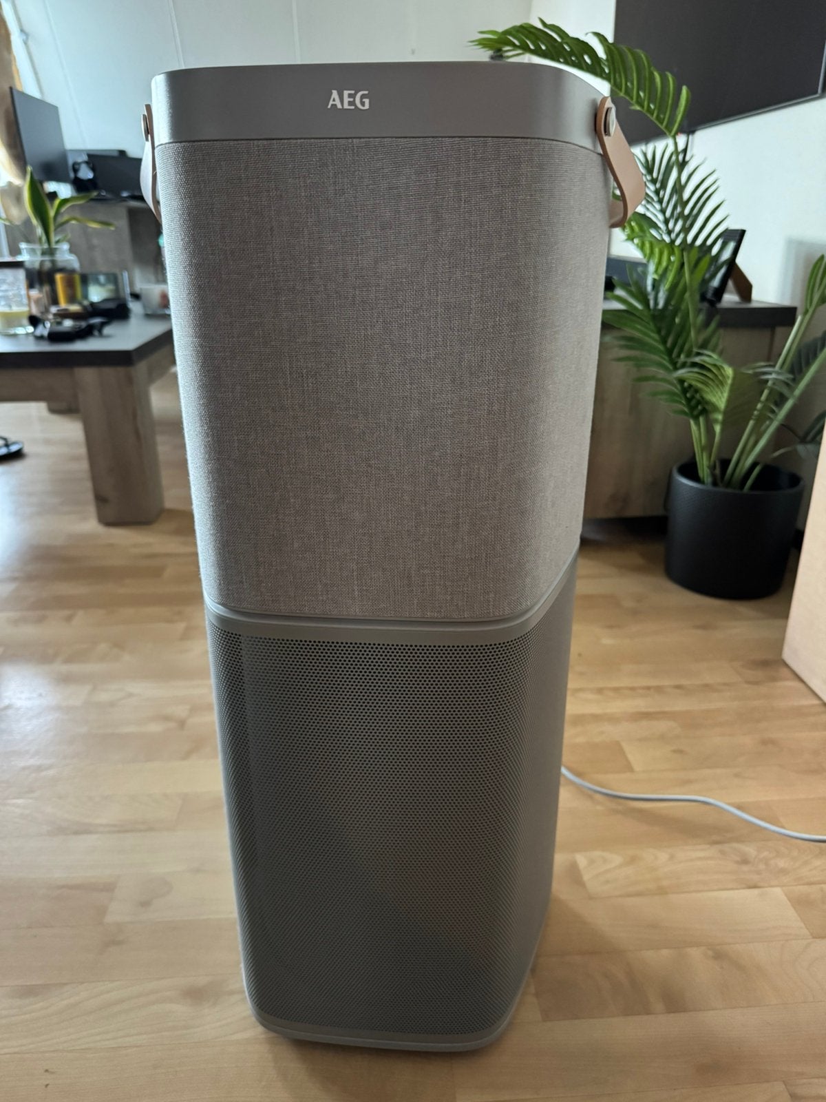 AEG AX91 Series Luchtreiniger – voor grote ruimtes, Ophalen, Zo goed als nieuw, Luchtreiniger