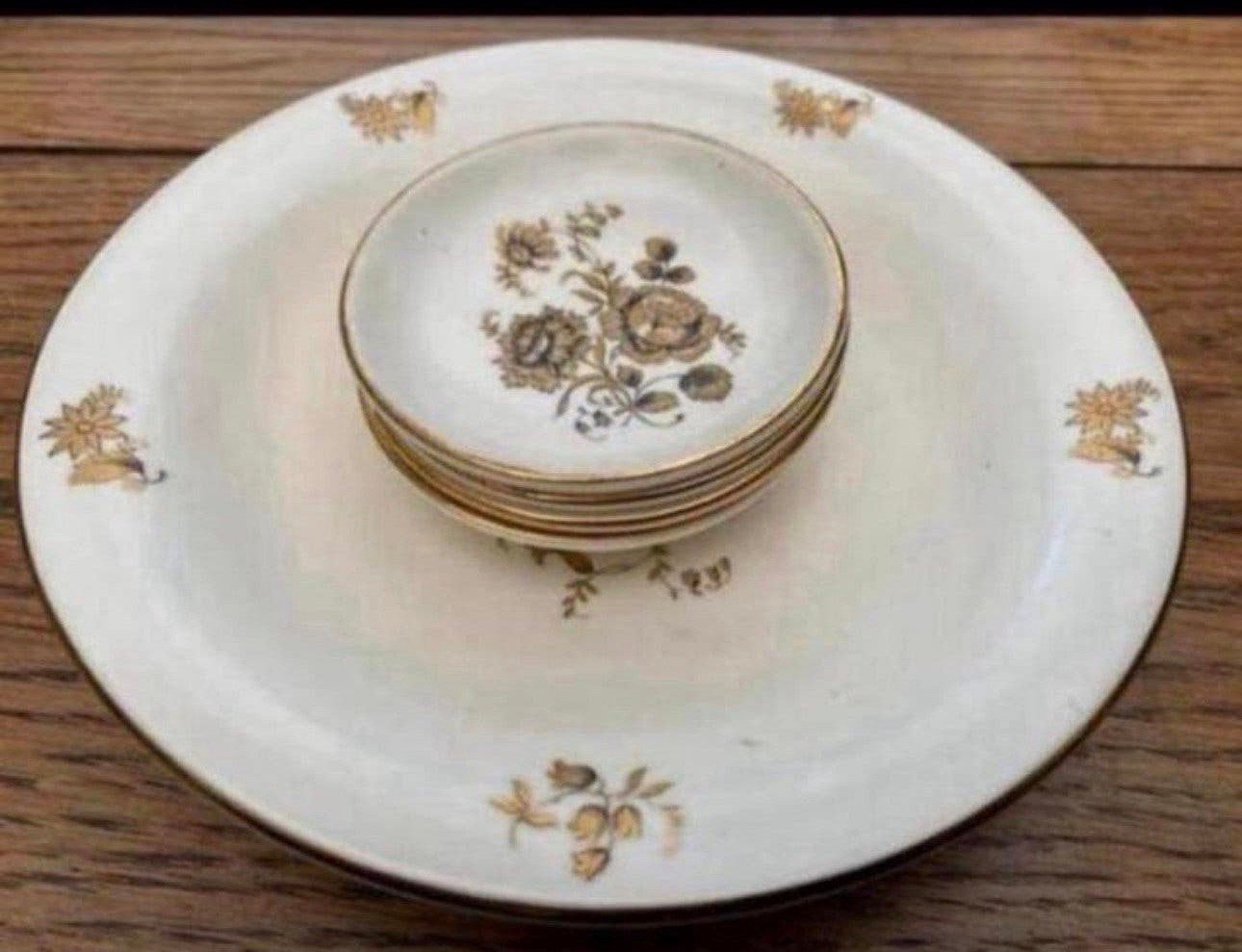 Koninklijke Plateelfabriek,Petit four set , Gouddecratie,, Ophalen of Verzenden