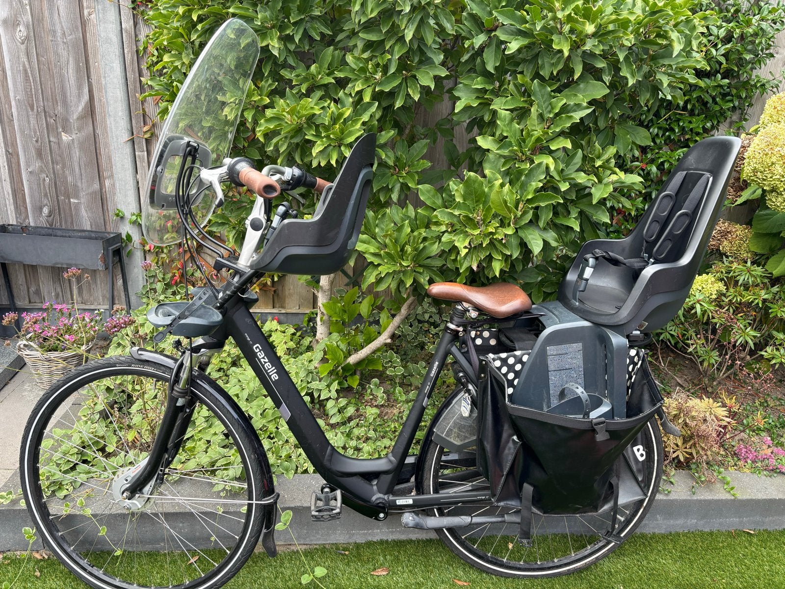 Gazelle Orange C7+ D53 met Bobike zitjes en tassen, Ophalen, Versnellingen, Gazelle, 53 tot 56 cm