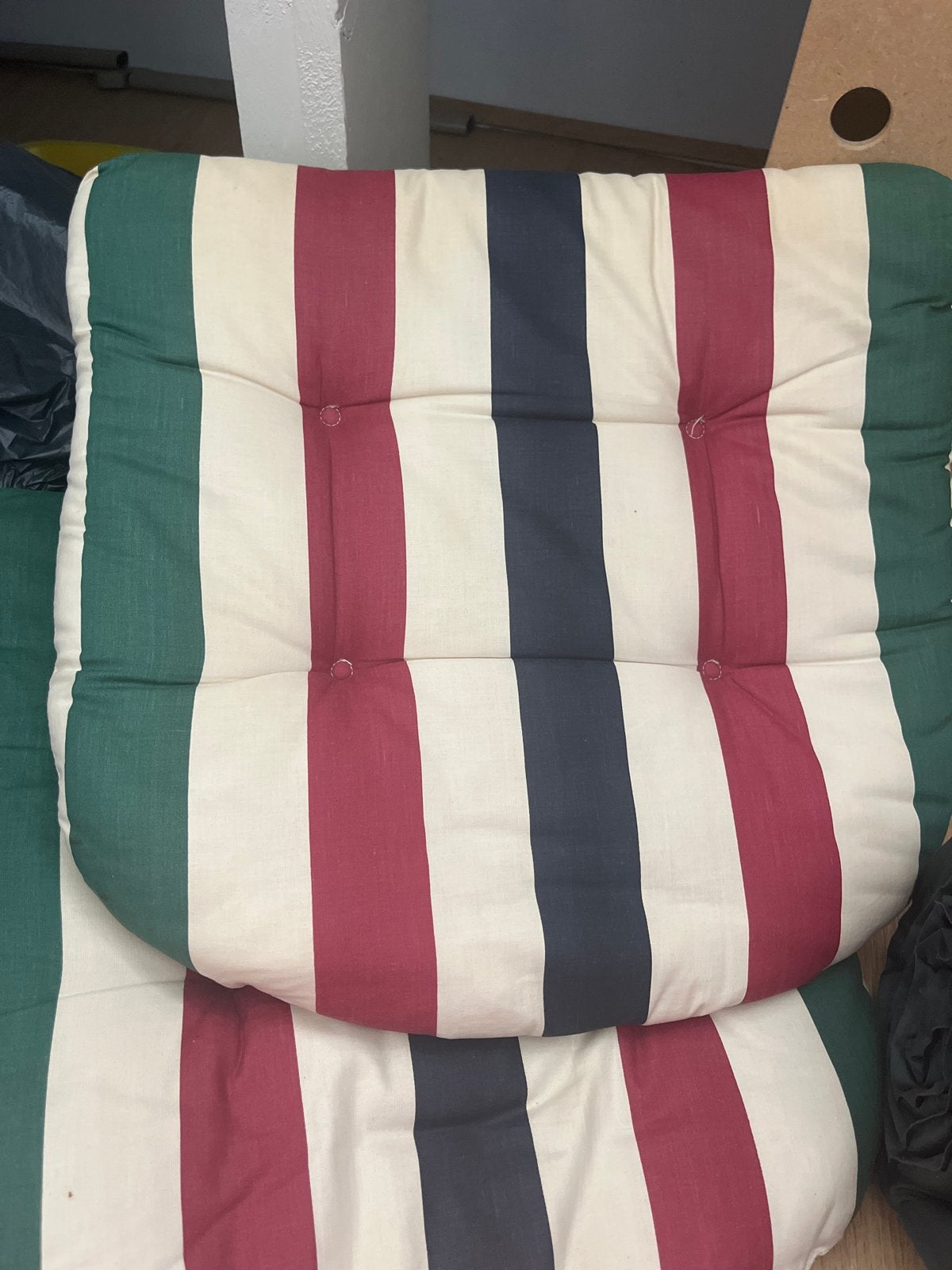 Gestreepte tuinkussens - rood, blauw, groen, Ophalen, Gebruikt