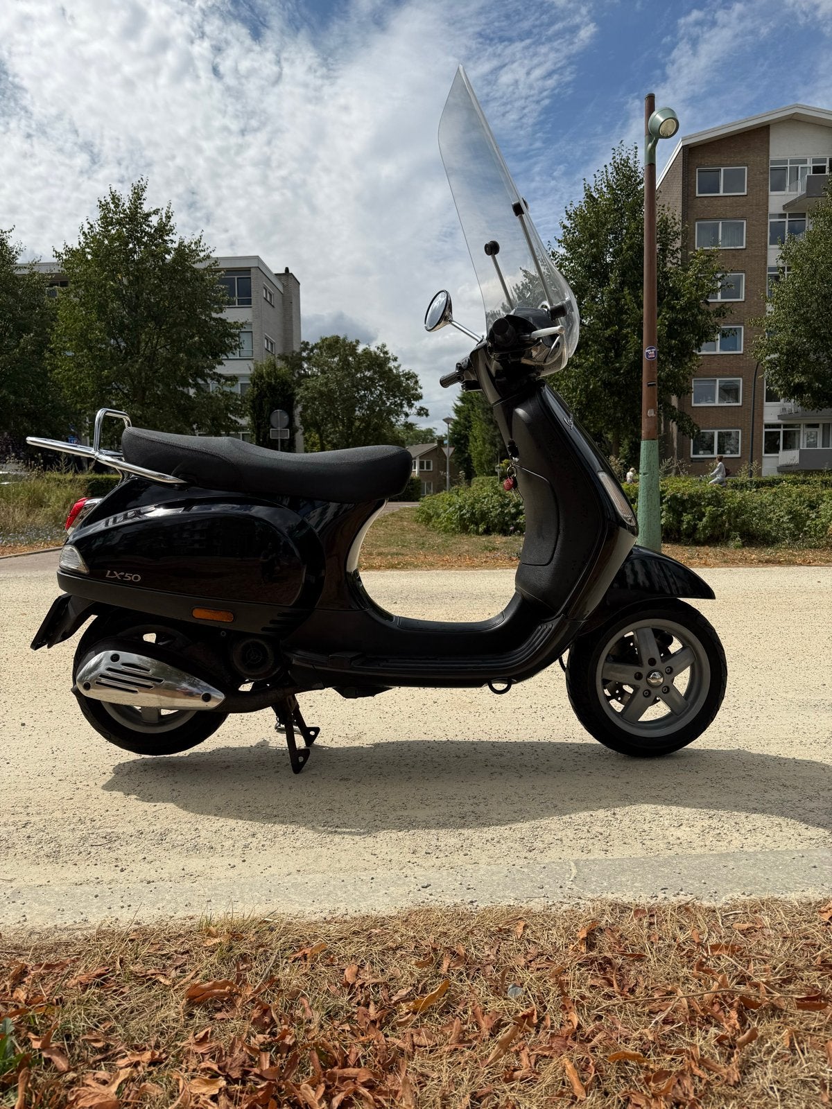Vespa LX 50 2-takt scooter - Zwart, inclusief windscherm, Ophalen, Tweetakt, Gebruikt, Maximaal 45 km/u