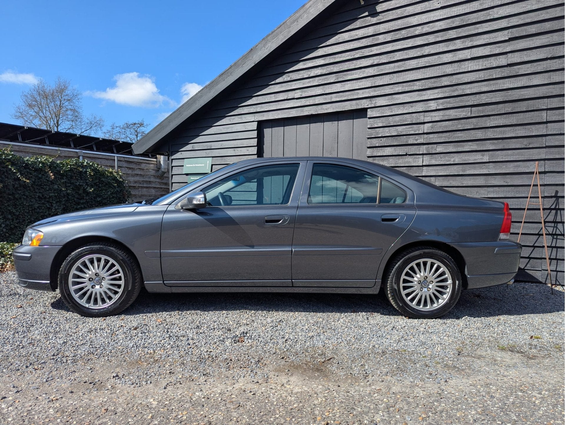 Volvo S60 2.4 Drivers Edition (bj 2007), Auto's, Volvo, Voorwielaandrijving, Gebruikt, Zwart, 11 km/l