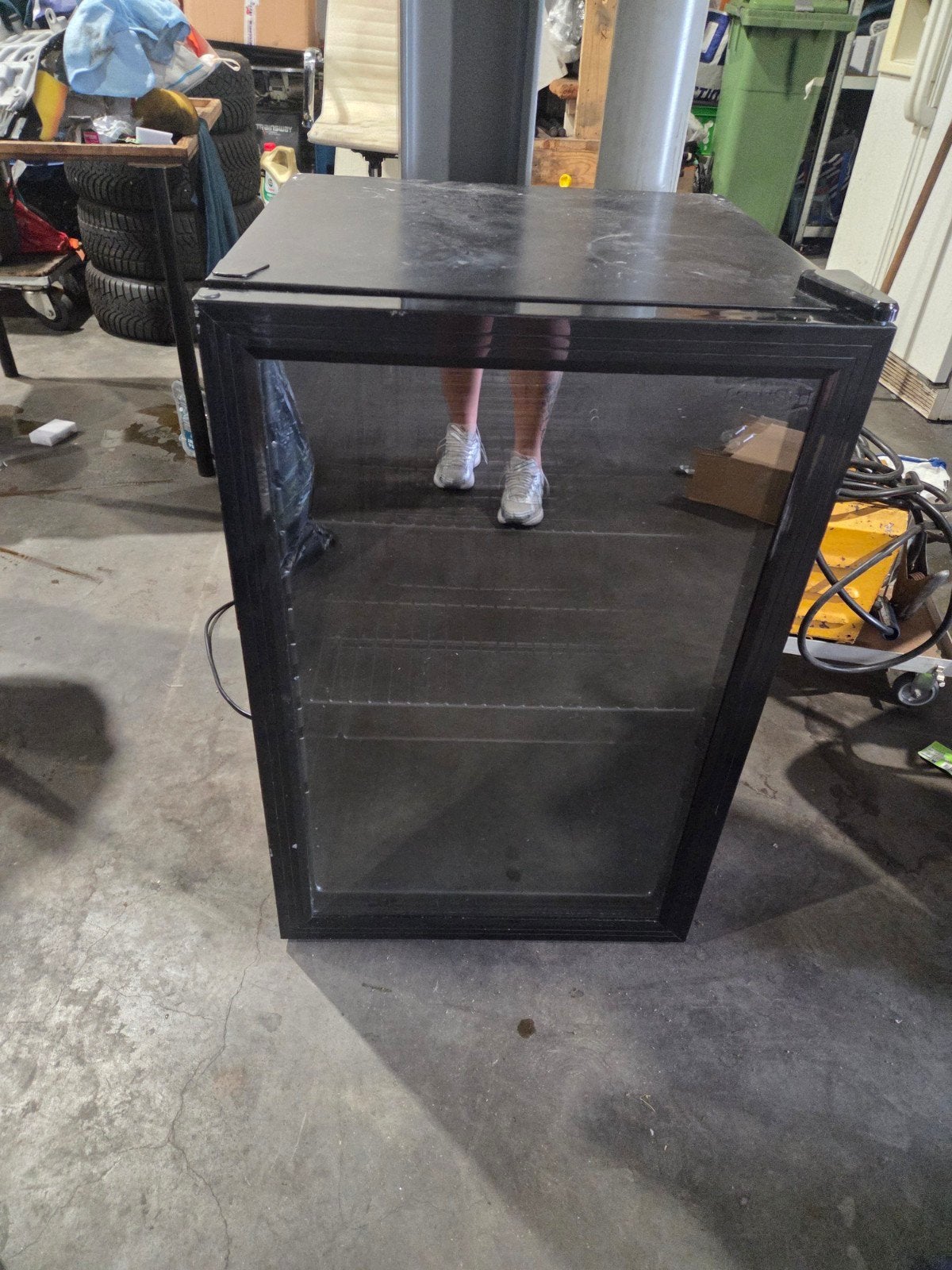Gebruikte mini koelkast met glazen deur, 85 tot 120 cm, Minder dan 45 cm, Ophalen of Verzenden, Minder dan 75 liter