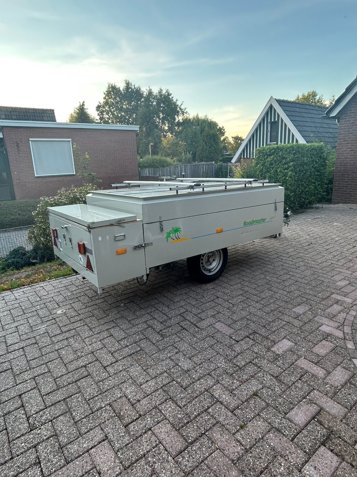 Bagagewagen met keuken, Ophalen, Zo goed als nieuw