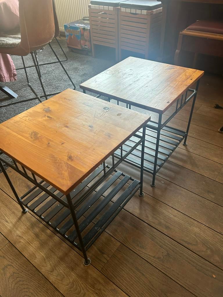 Bijzettafel / Nachtkastje - Metaal & Hout - 45x45 cm, Minder dan 55 cm, Gebruikt, Vierkant, Hout