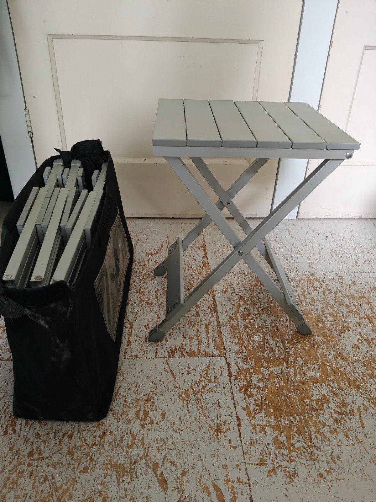 4 aluminium opvouwbare kampeer krukjes camping, Caravans en Kamperen, Ophalen of Verzenden, Gebruikt, Campingstoel