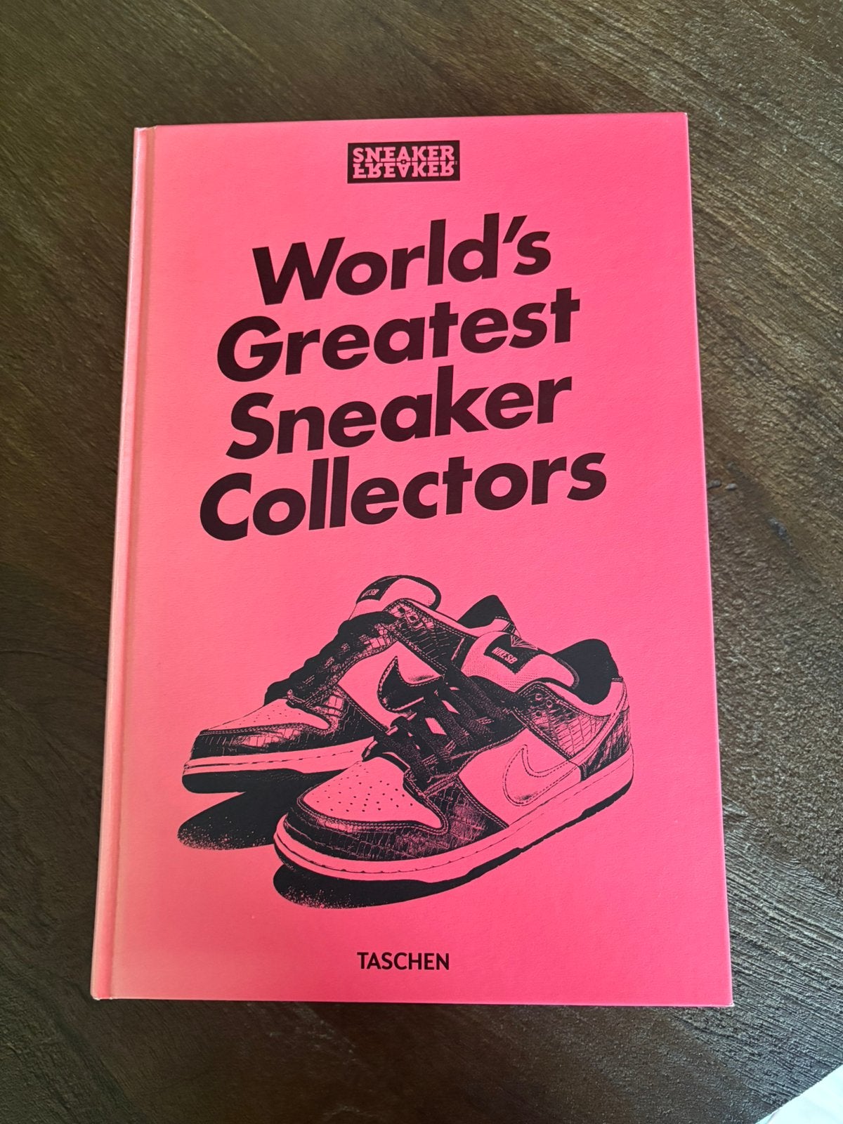 Tafelboek World’s Greatest Sneaker Collectors, Ophalen of Verzenden, Gelezen, Overige