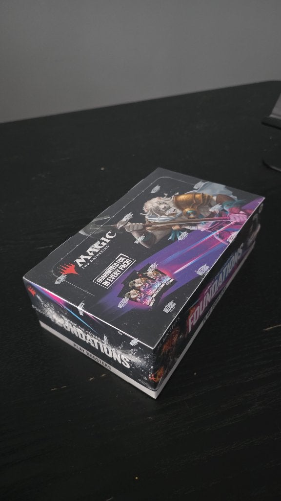 MTG Foundations Play Booster Box, Hobby en Vrije tijd, Ophalen, Nieuw, Boosterbox