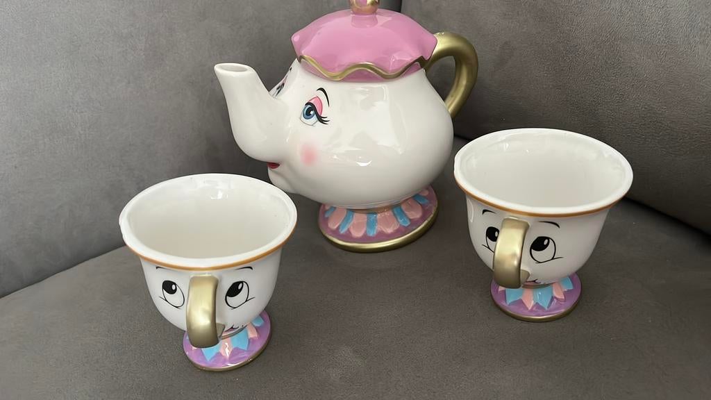 Beauty and the beast belle theepot en kopjes chip, Ophalen, Assepoester of Belle, Zo goed als nieuw, Servies