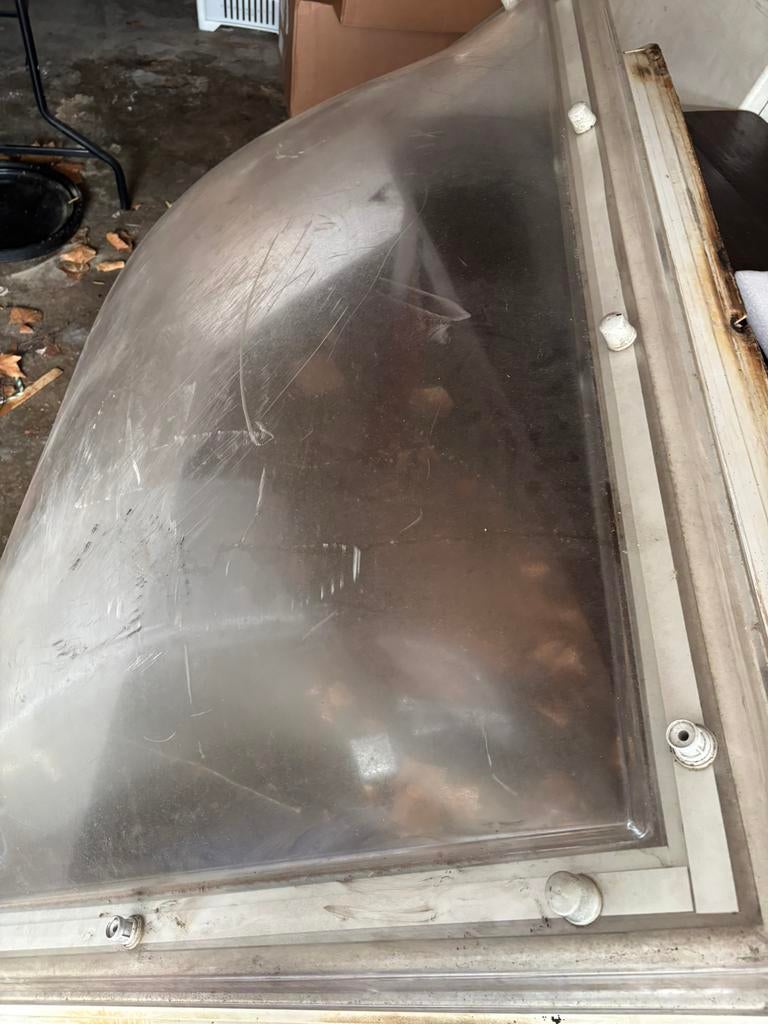 Lichtkoepel handmatig te openen, Ophalen, Minder dan 80 cm, 80 tot 120 cm, Zo goed als nieuw
