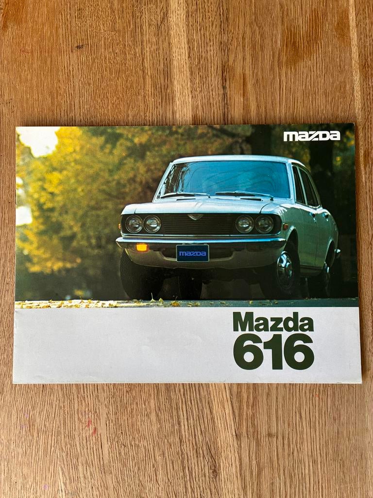 Mazda 616 brochure, Ophalen of Verzenden, Zo goed als nieuw, Mazda