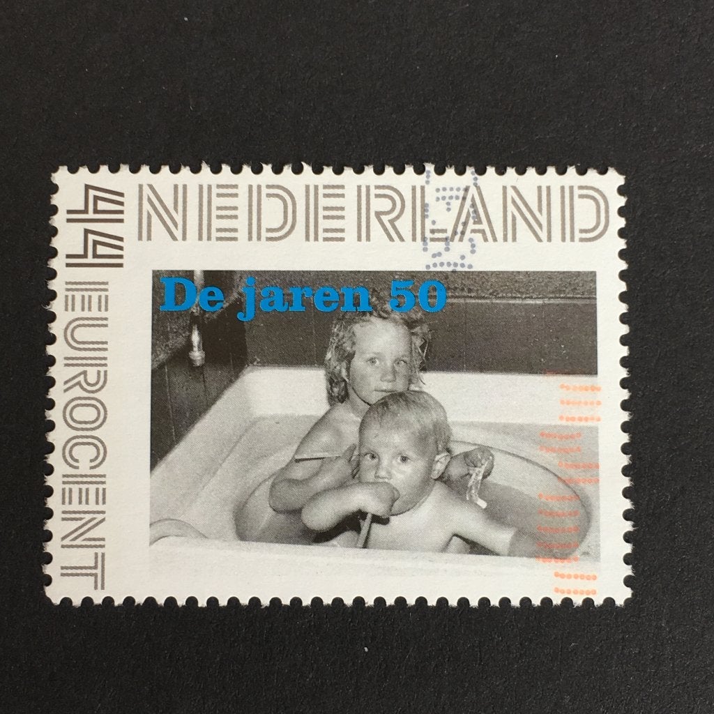 2419 Persoonlijk - De jaren 50, kindjes in badje -gestempeld, Ophalen of Verzenden, Na 1940, Gestempeld
