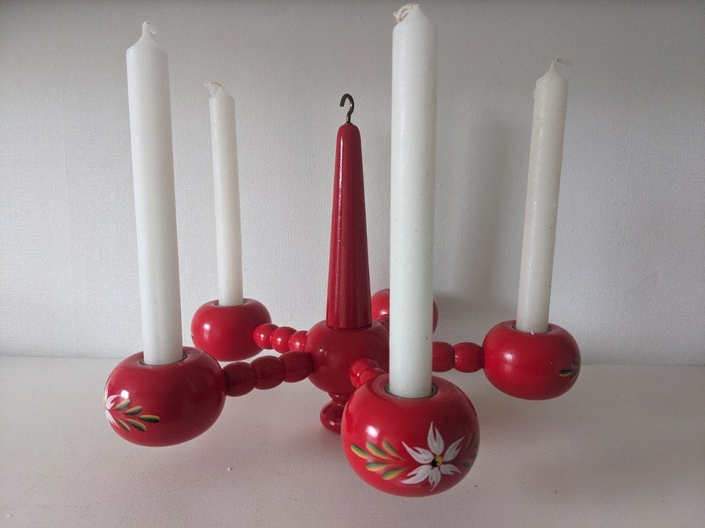 Prachtige rode houten hang kerst kandelaar handbeschilderd, Huis en Inrichting, Woonaccessoires | Kandelaars en Kaarsen, Ophalen of Verzenden