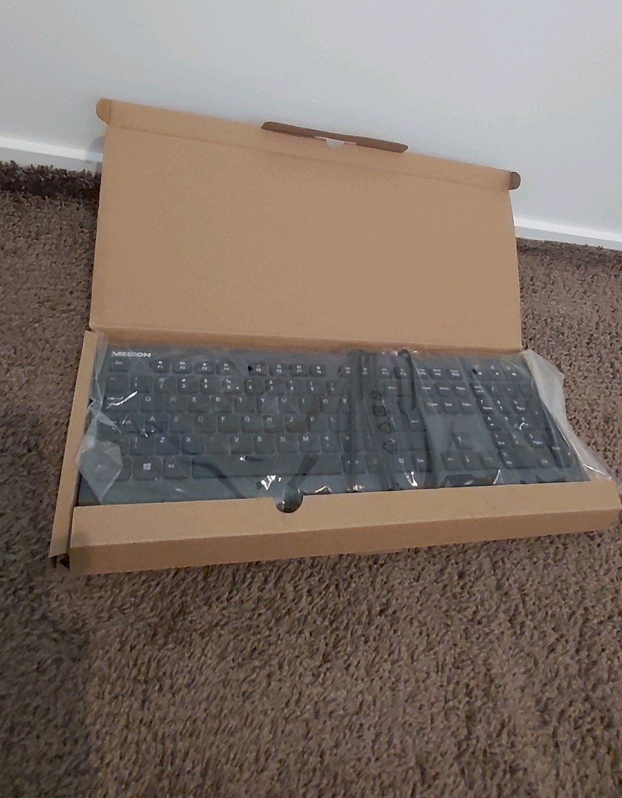 Medion KB313U Qwerty Toetsenbord - Nieuw in doos, Computers en Software, Ophalen