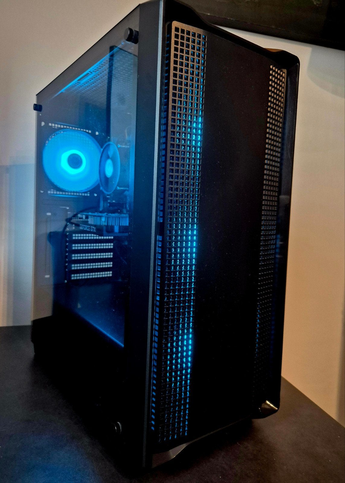 Budget Gaming PC Deepcool/ GTX 1650/ 16GBRam/ 1TB SSD/ Win11, Ophalen, Zo goed als nieuw, Gaming, SSD