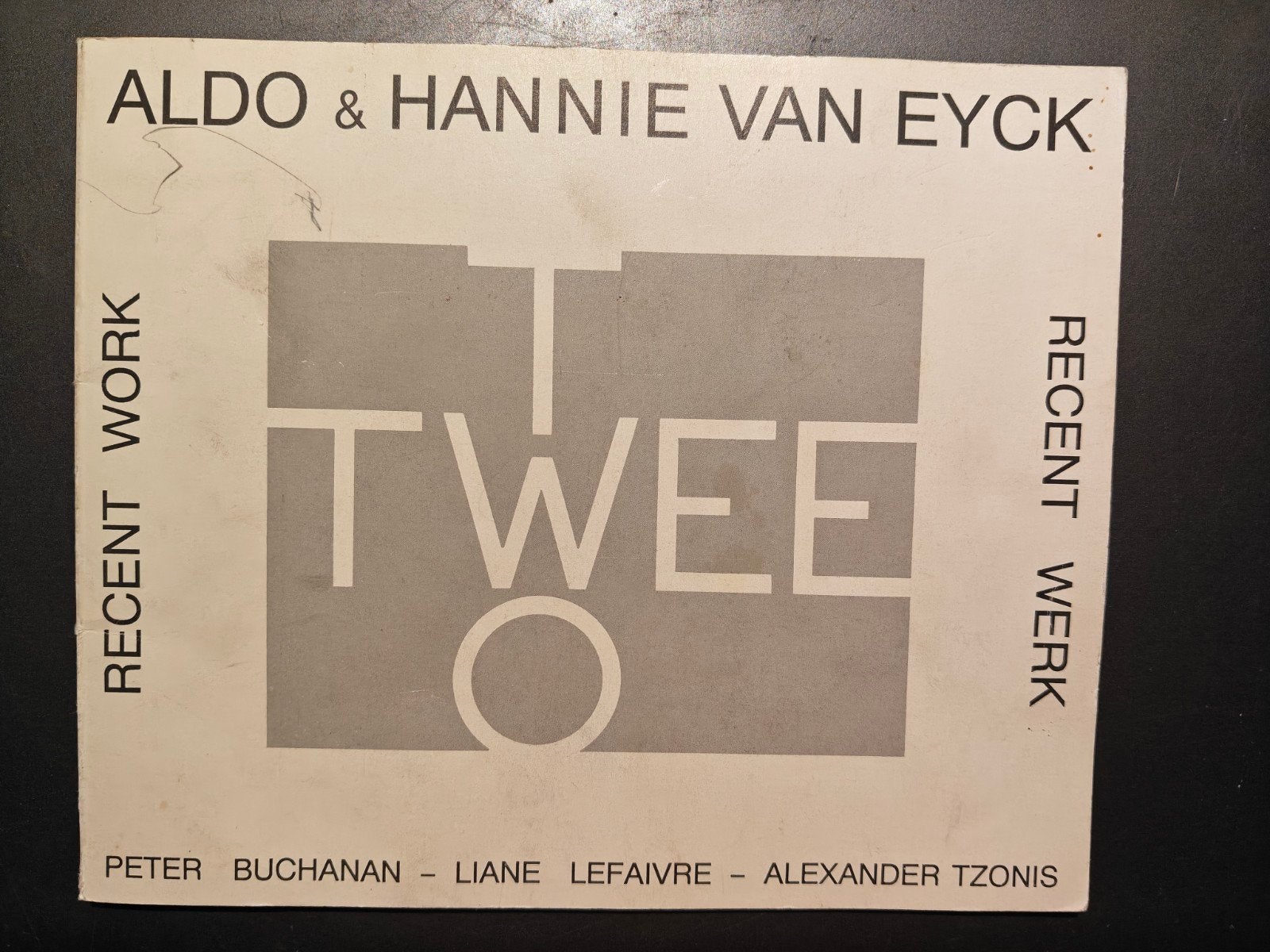 Aldo & Hannie van Eyk - Twee-Two - Recent Works (1989), Ophalen of Verzenden, Gelezen, Architecten